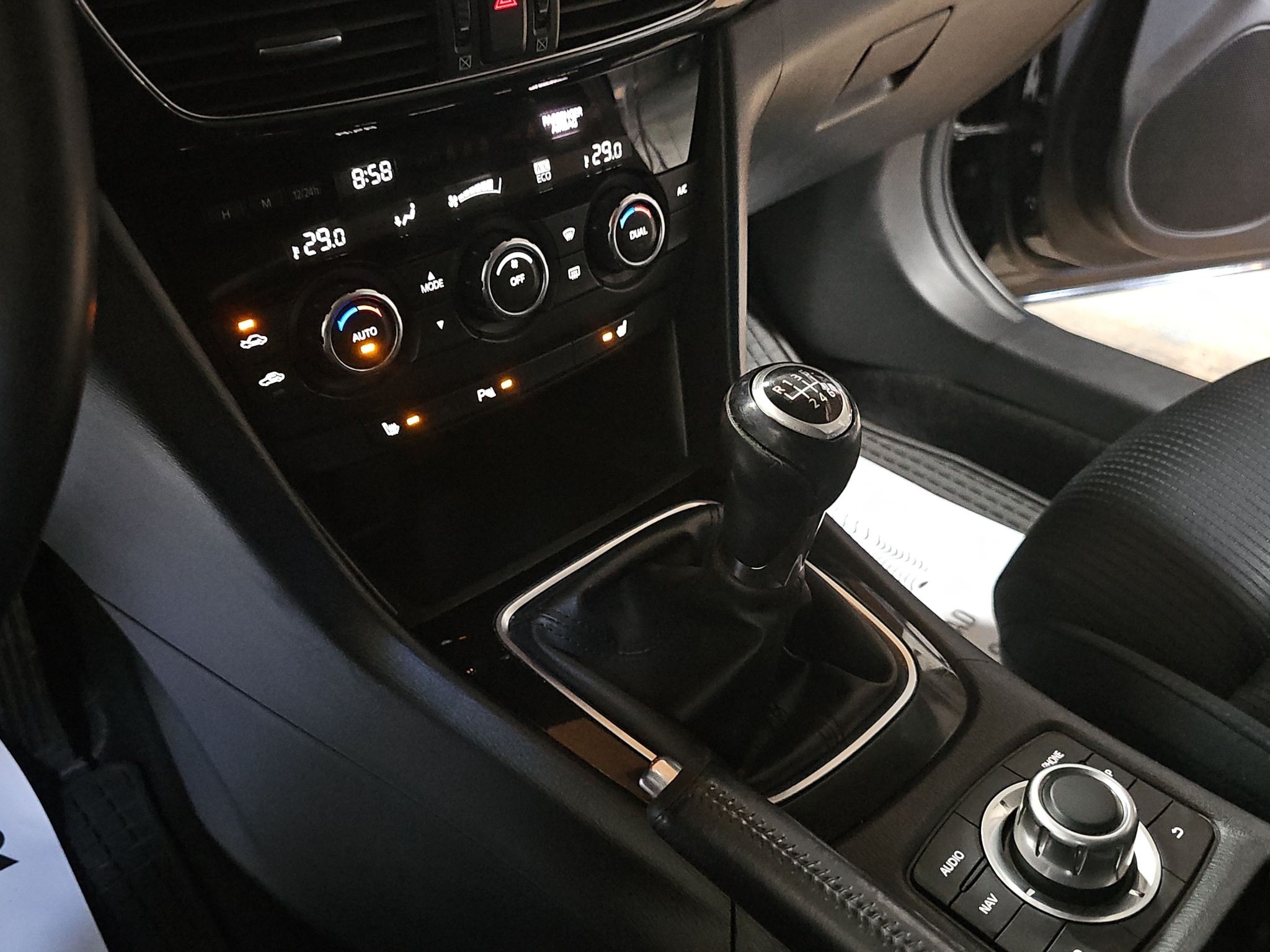 
								Mazda 6 ODLIČAN full									