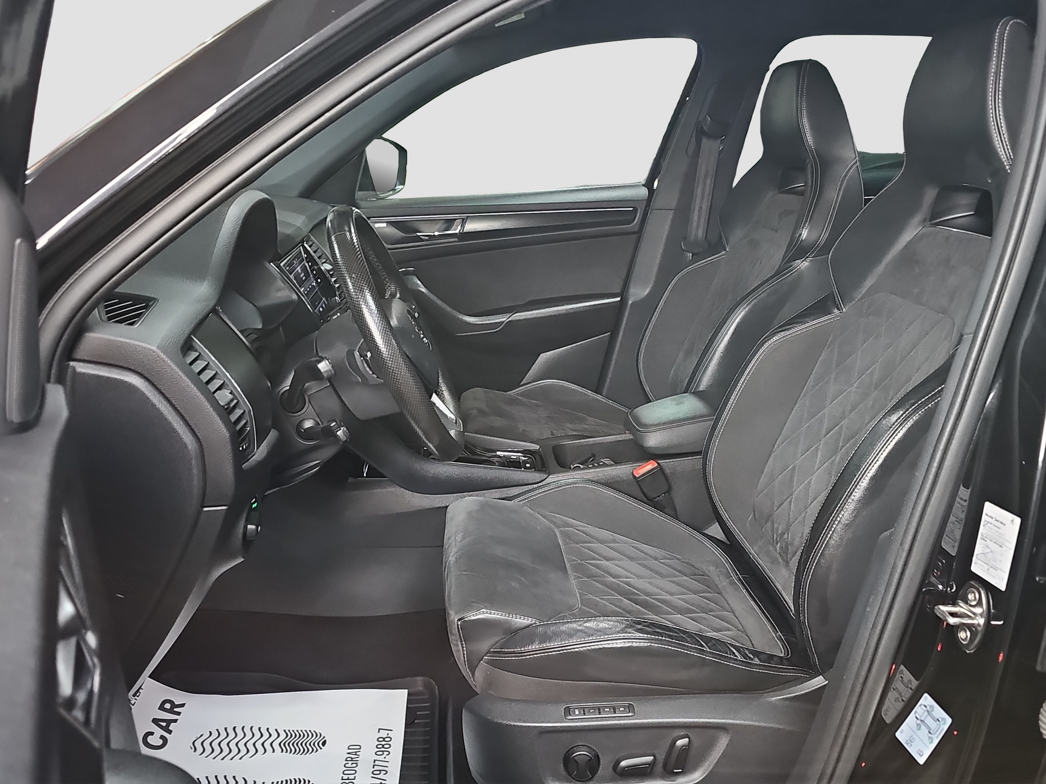 
								Škoda Kodiaq AWD/SPORT/MATR/DSG full									