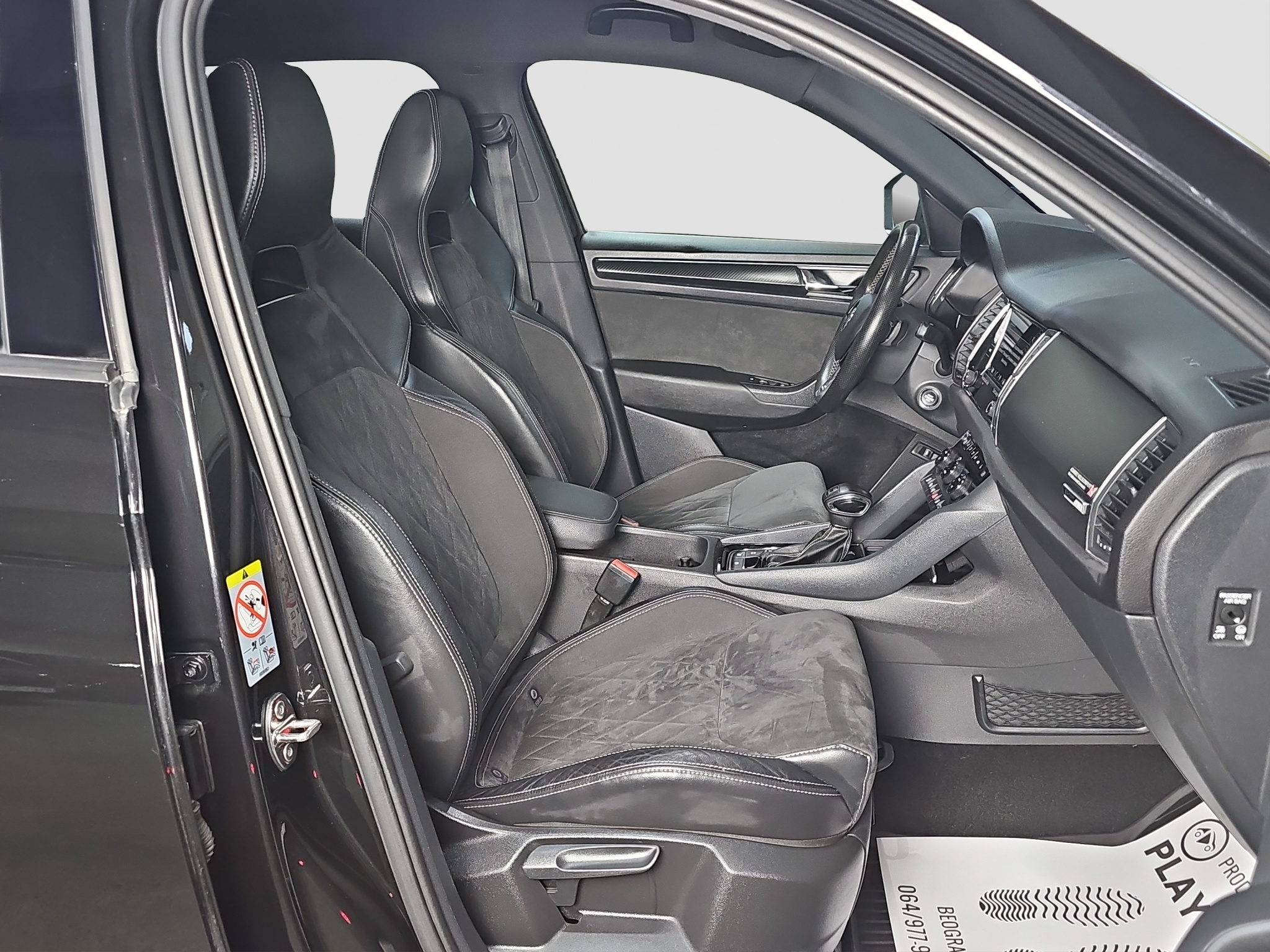 
								Škoda Kodiaq AWD/SPORT/MATR/DSG full									