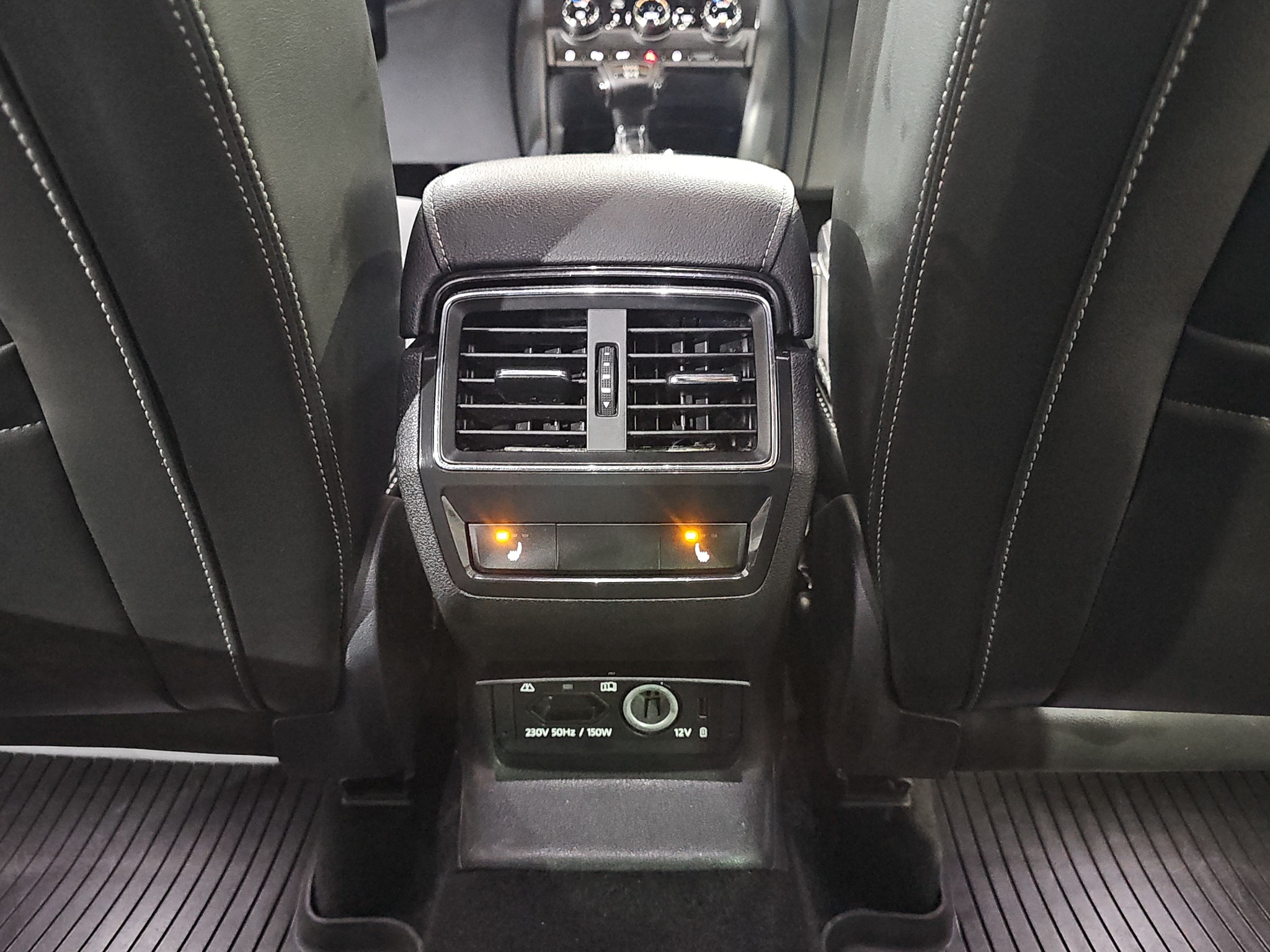 
								Škoda Kodiaq AWD/SPORT/MATR/DSG full									