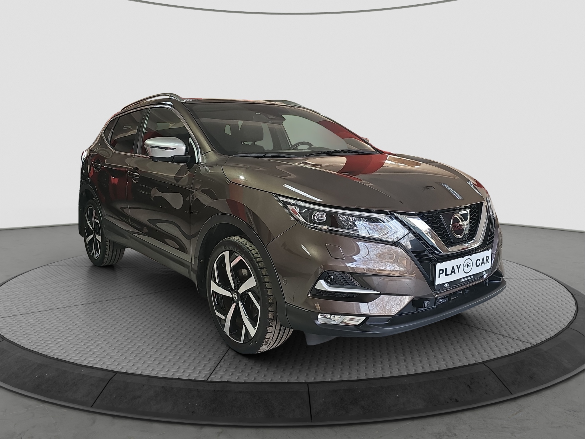 
								Nissan Qashqai TEKNA/PANO/MALA KM full									
