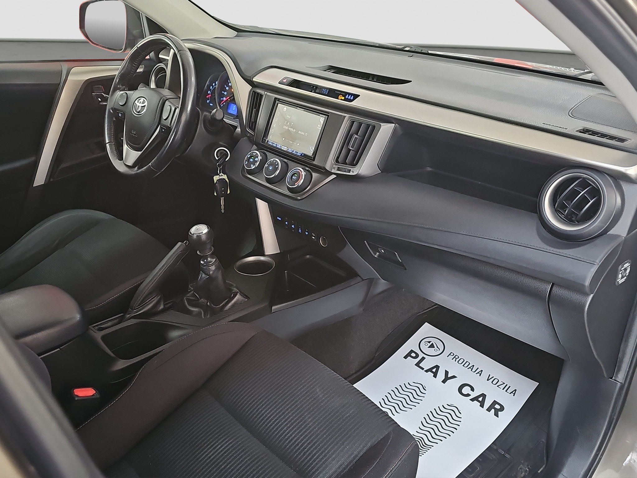 
								Nissan Qashqai TEKNA/PANO/MALA KM full									