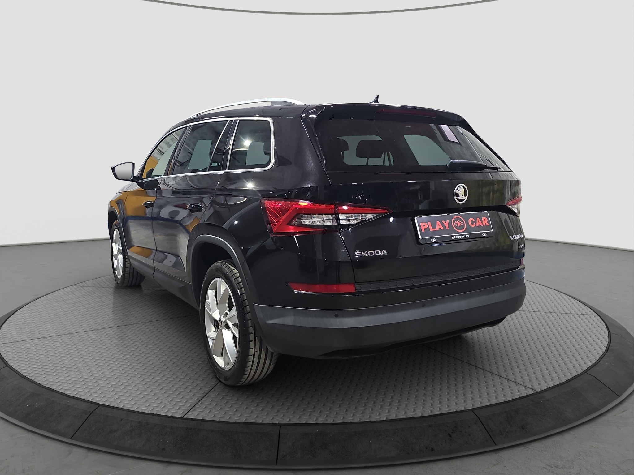 
								Škoda Kodiaq VIRT/AWD/MATR/DSG full									