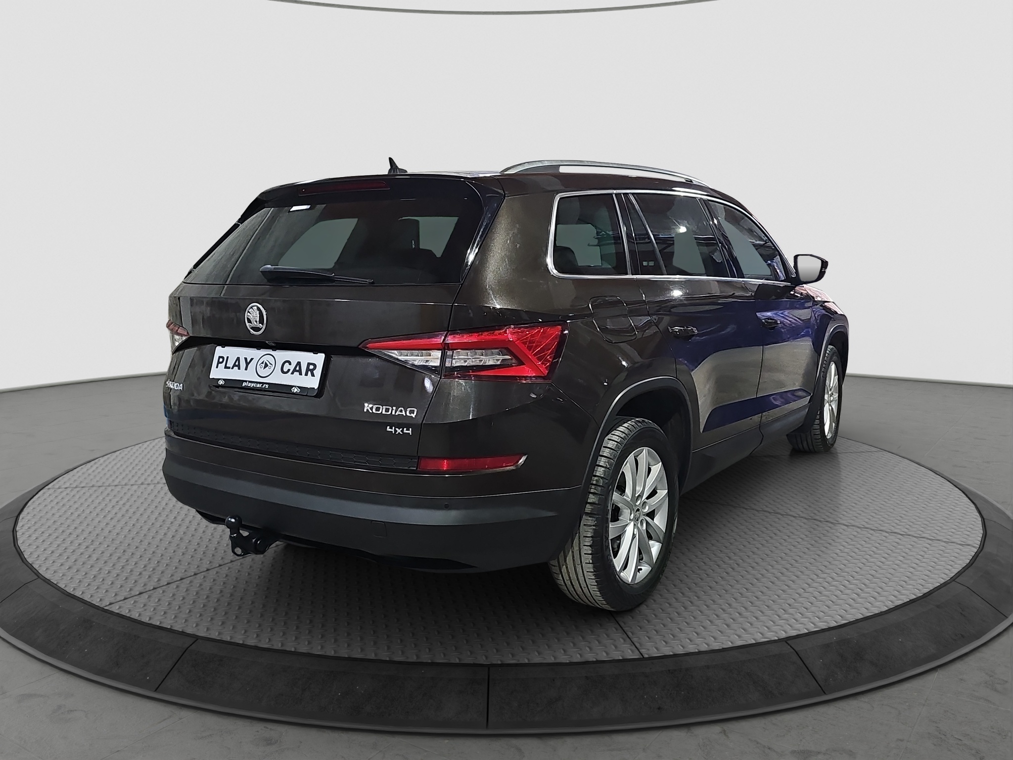 
								Škoda Kodiaq AWD/MATR/DSG full									