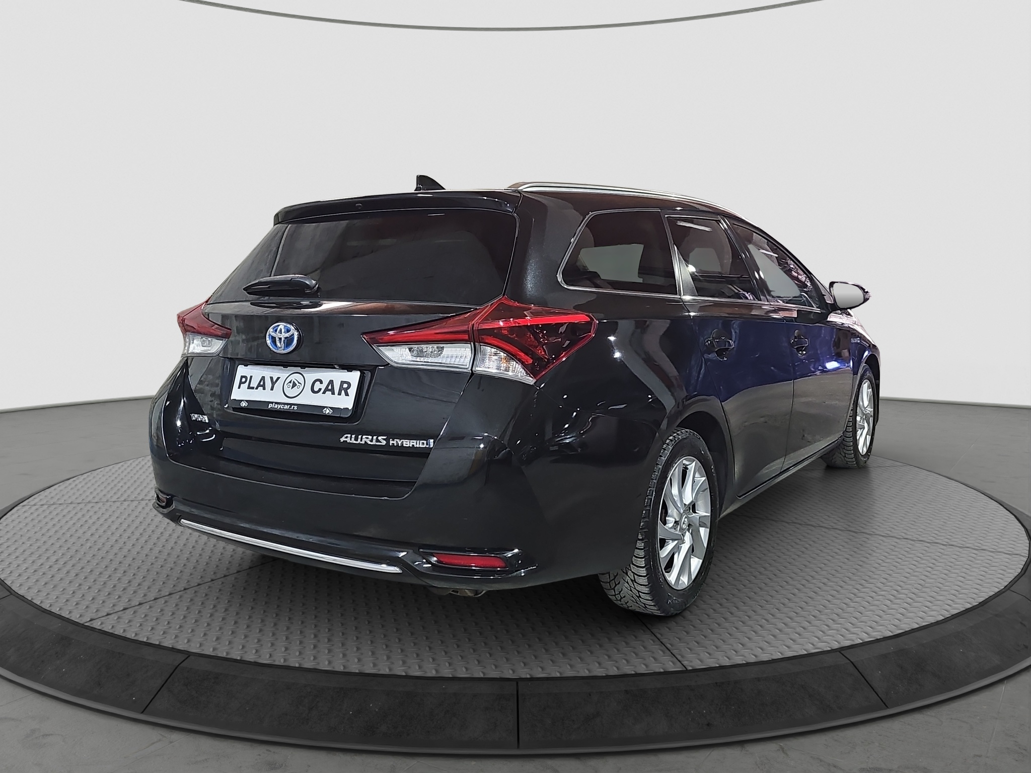 
								Toyota Auris HYBRID/T0P full									