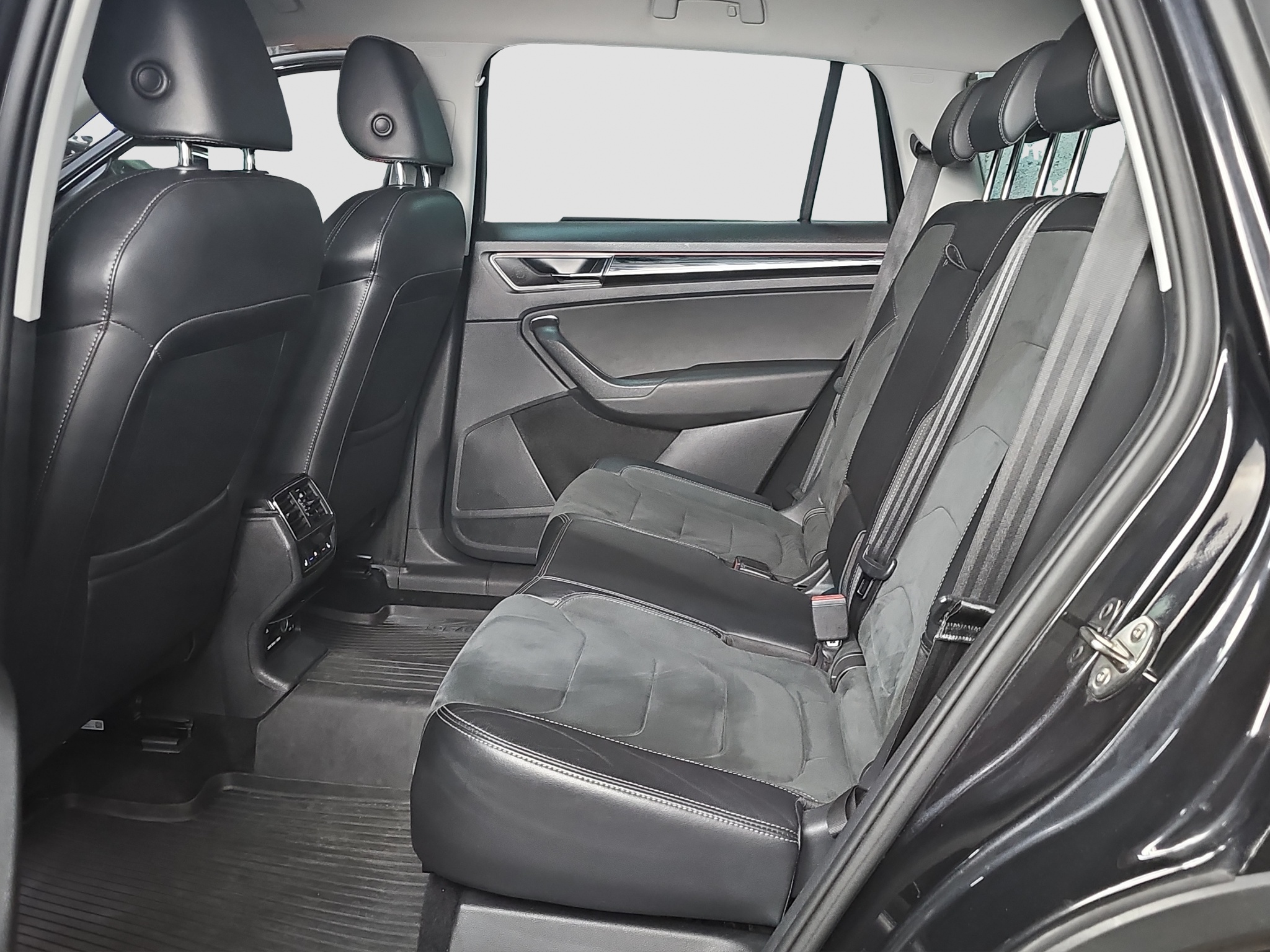 
								Škoda Kodiaq VIRT/AWD/MATR/DSG full									