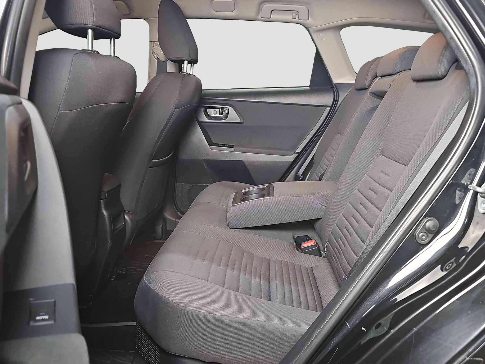 
								Toyota Auris HYBRID/T0P full									