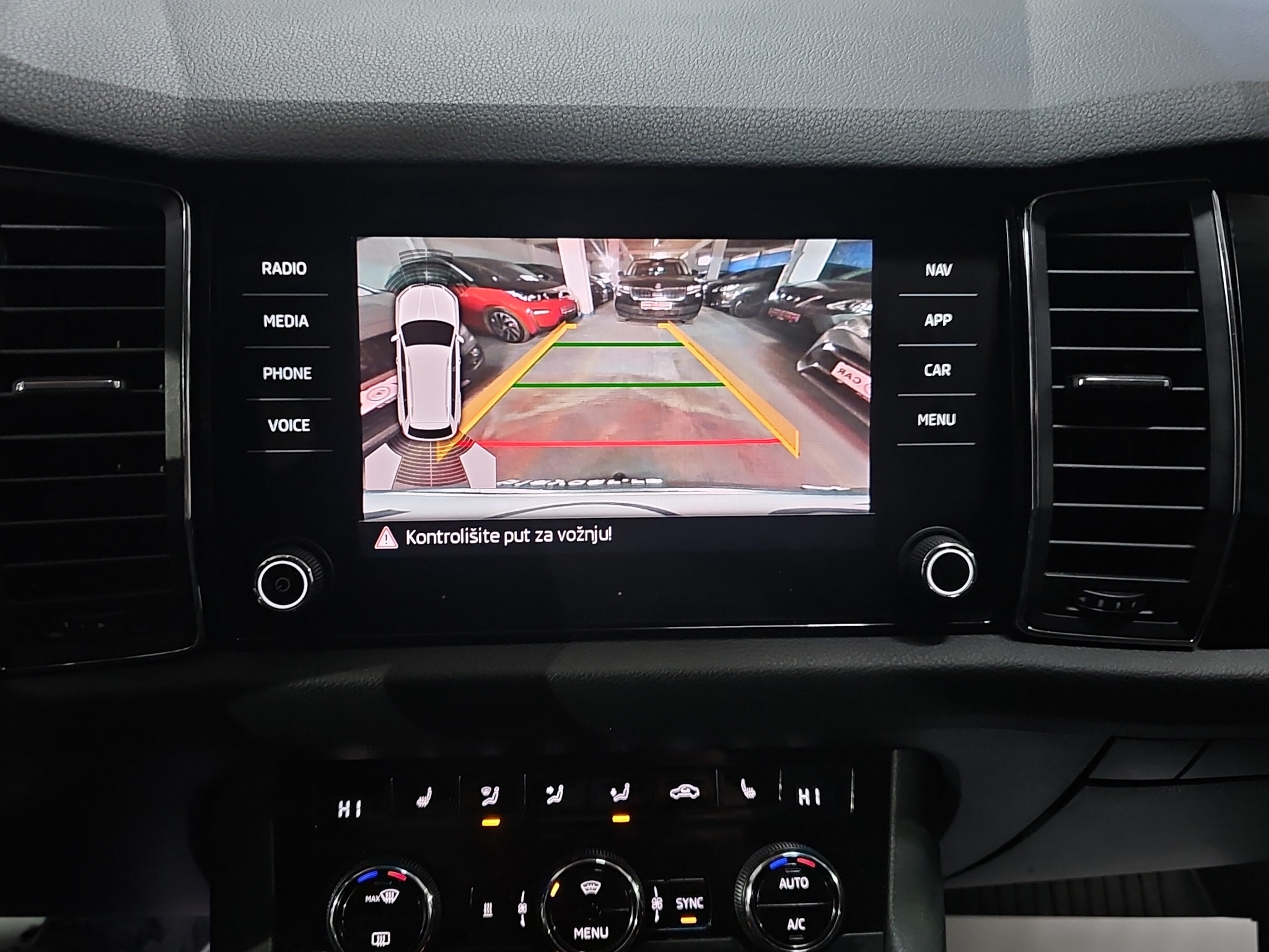 
								Škoda Kodiaq AWD/MATR/DSG full									