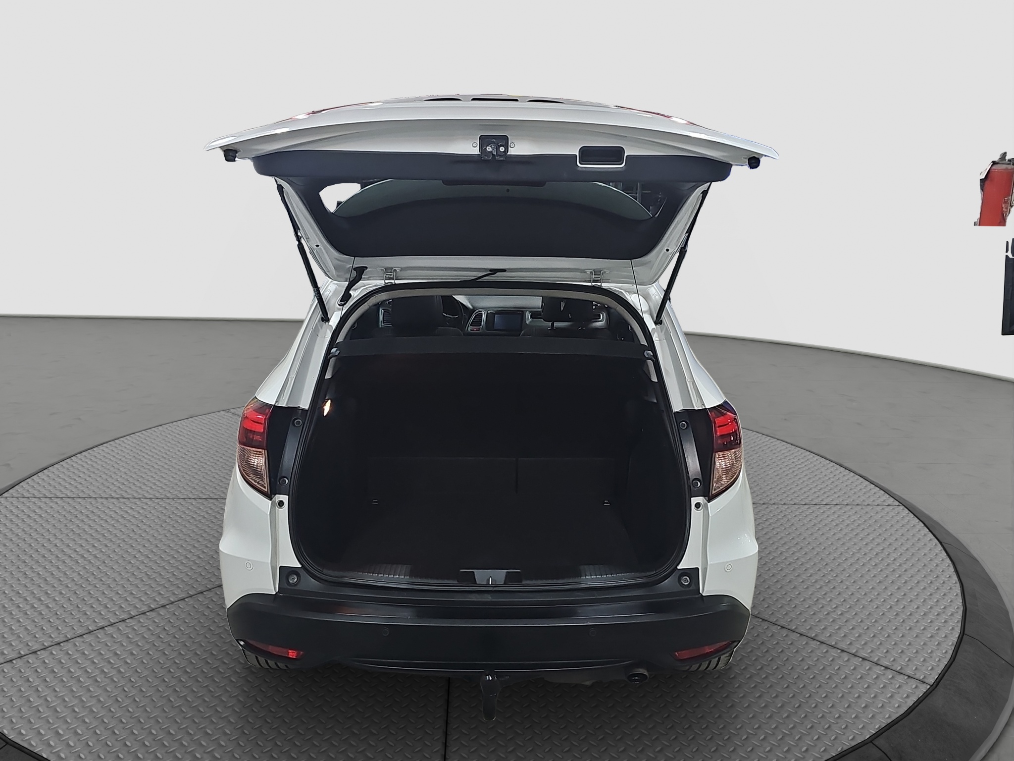 
								Honda HR-V PANO/SIBER/AUTO full									