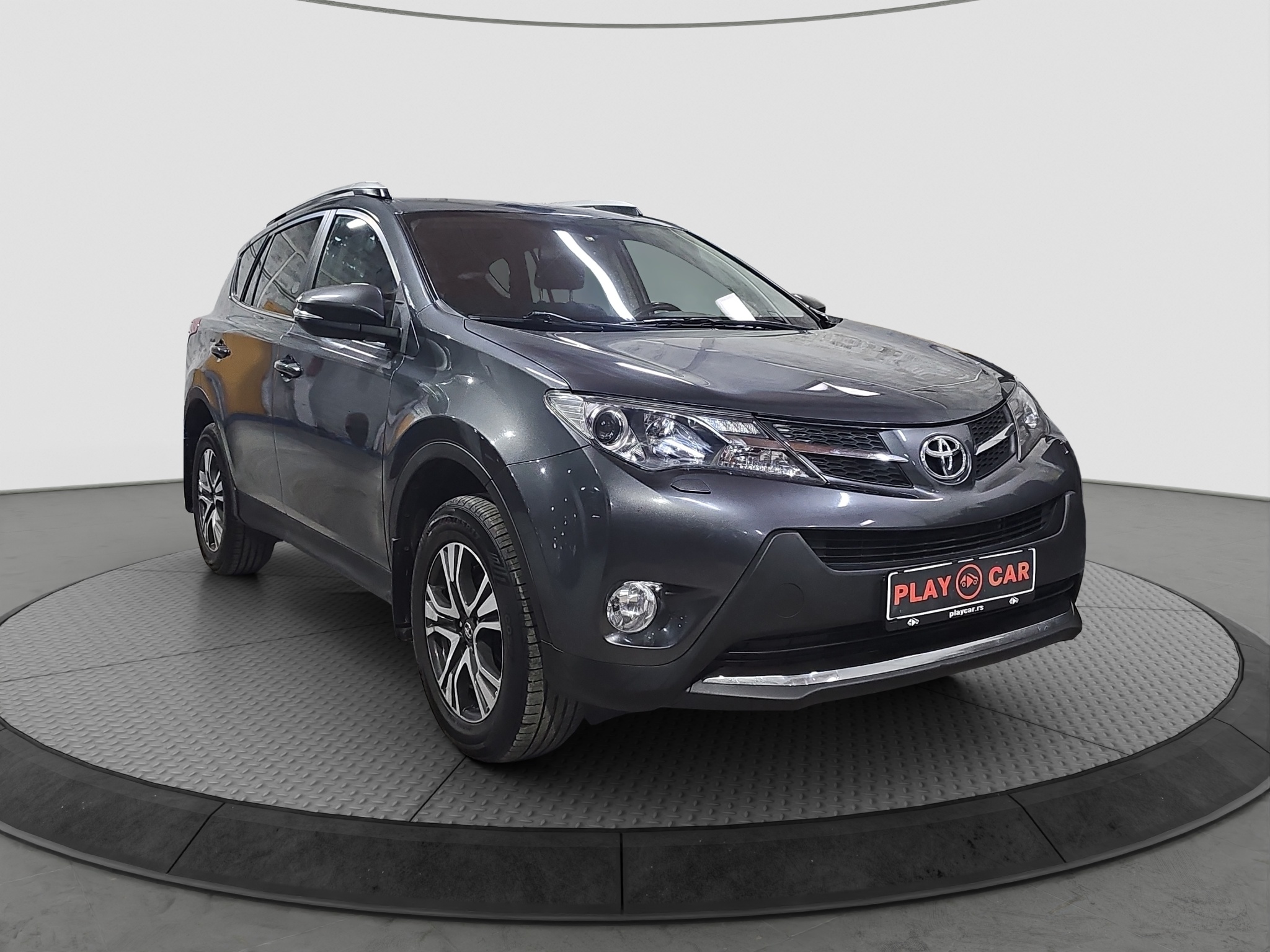 
								Toyota RAV 4 full									