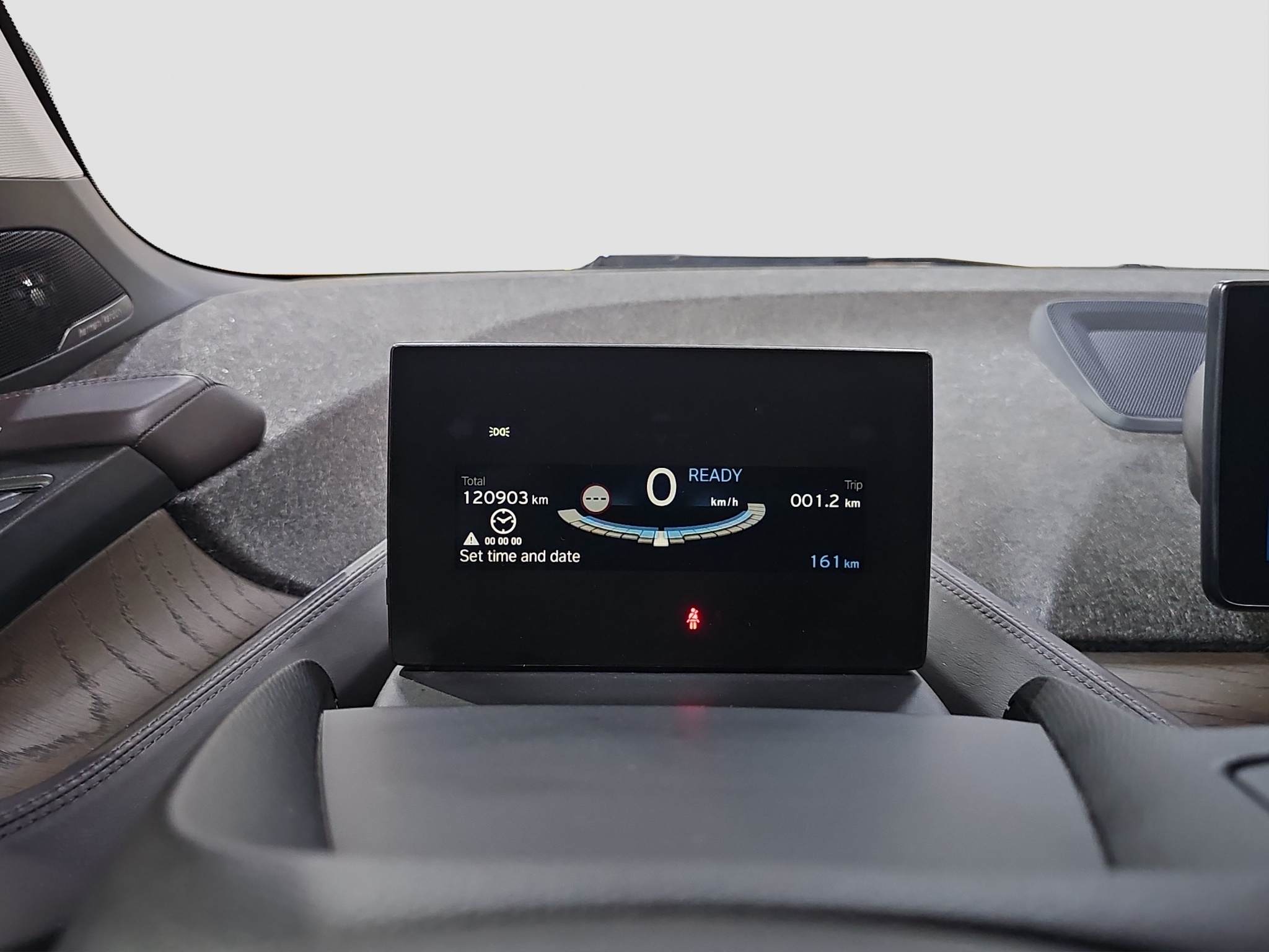 
								BMW i3 PANO/ŠIBER/T.O.P full									