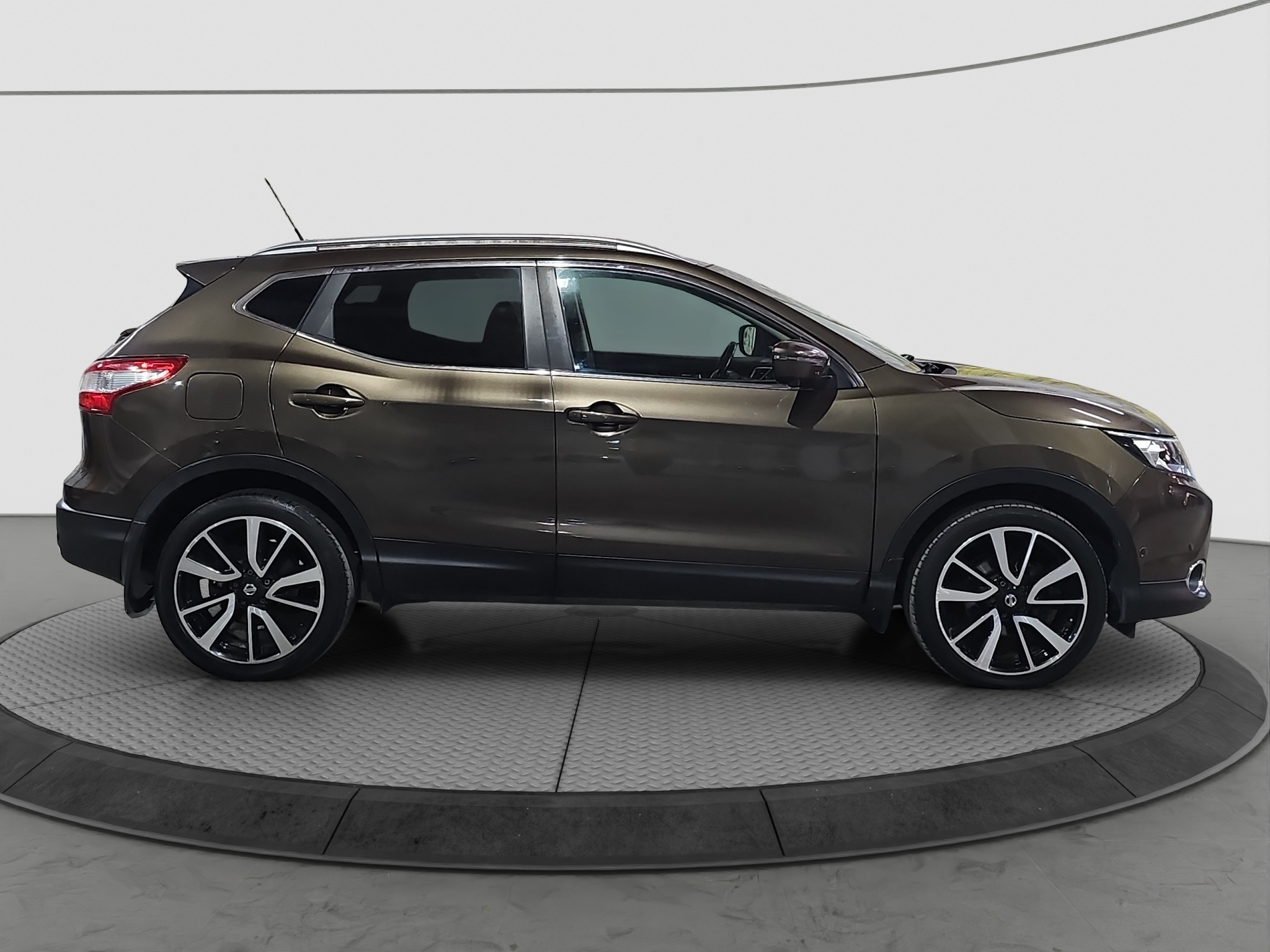 
								Nissan Qashqai AUT.GARA.NCIJA/TEKNA full									