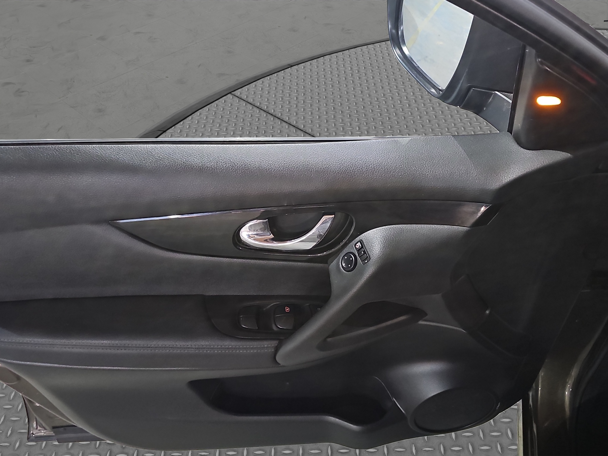 
								Nissan Qashqai AUT.GARA.NCIJA/TEKNA full									