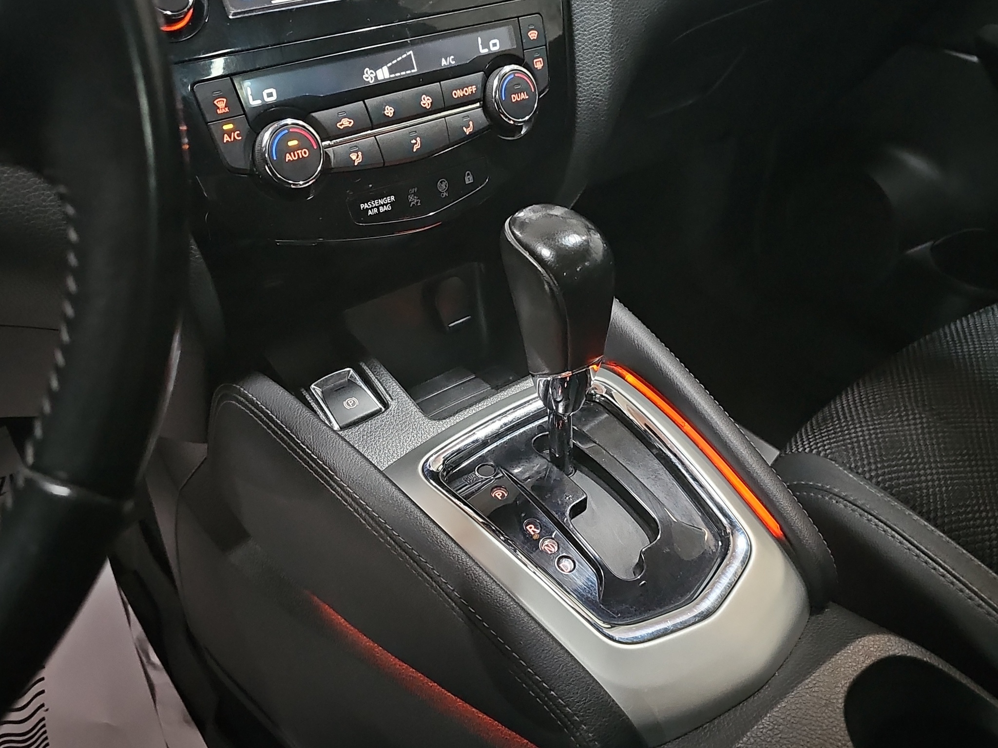 
								Nissan Qashqai AUT.GARA.NCIJA/TEKNA full									