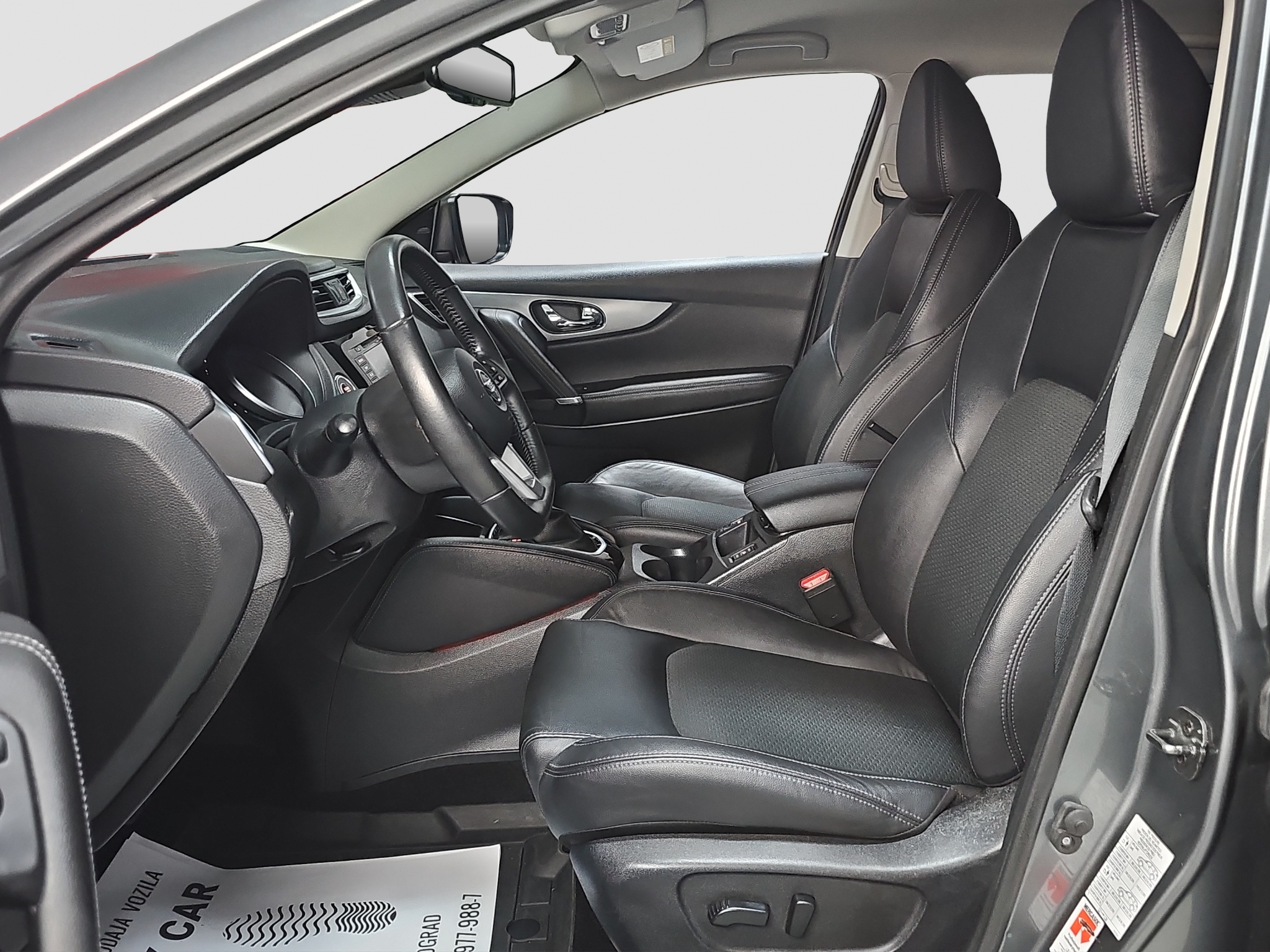 
								Nissan Qashqai AUTO/FU.LL full									