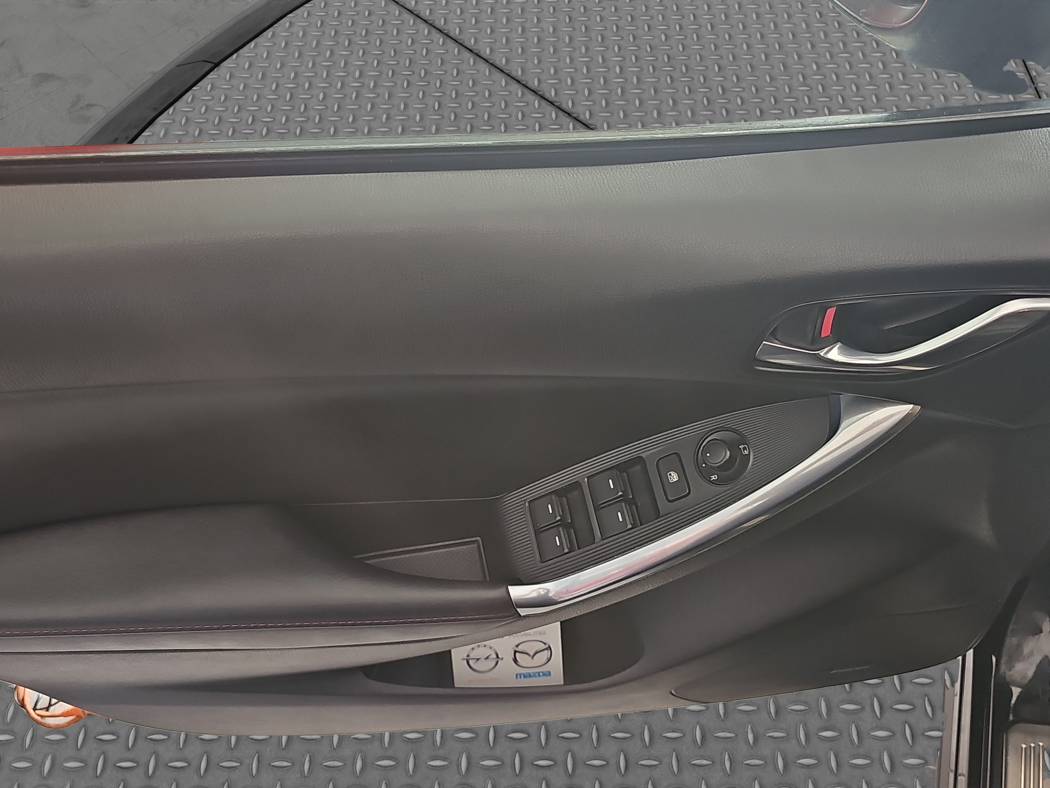 
								Mazda CX-5 4X4/ODLIČAN/AUTO full									