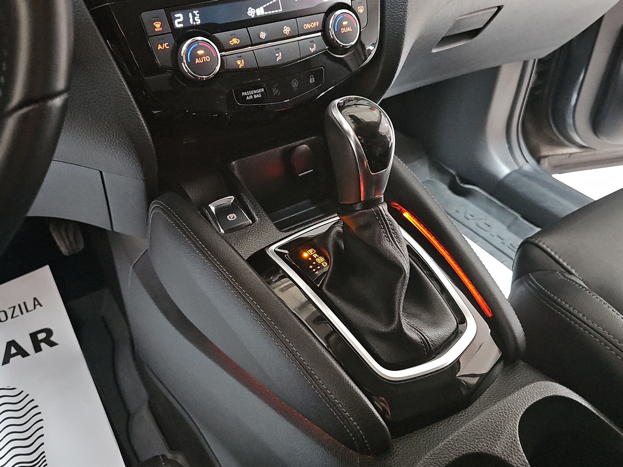 
								Nissan Qashqai AUTO/FU.LL full									