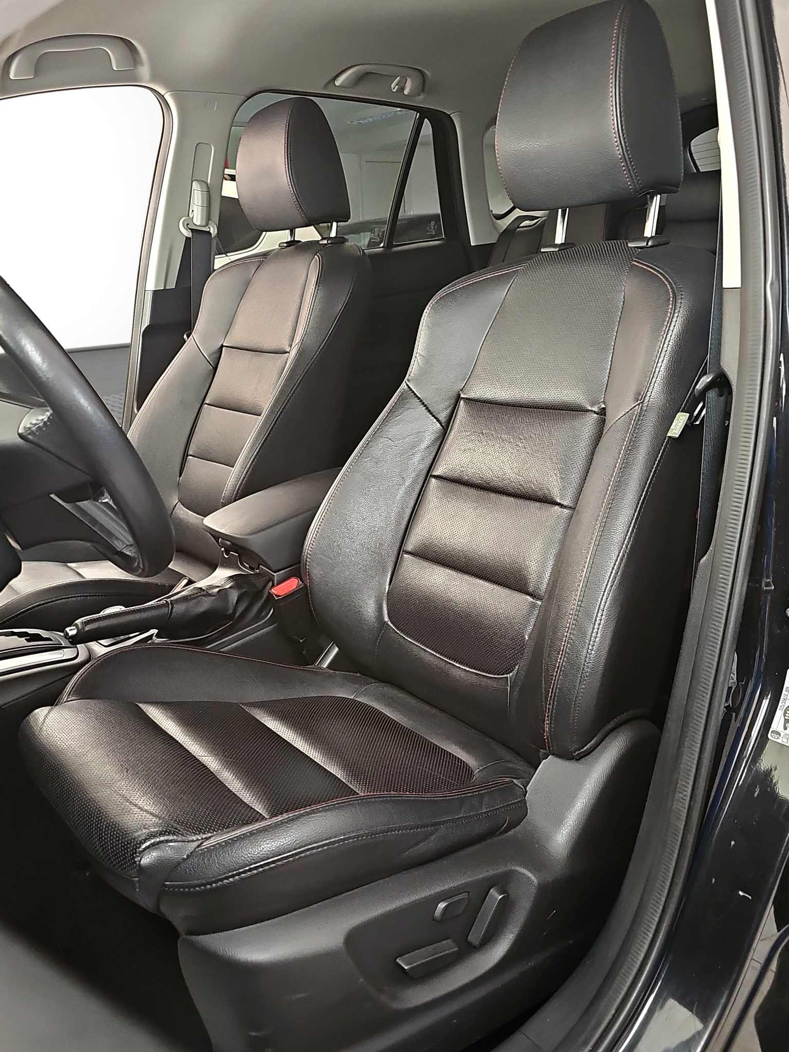 
								Mazda CX-5 4X4/ODLIČAN/AUTO full									