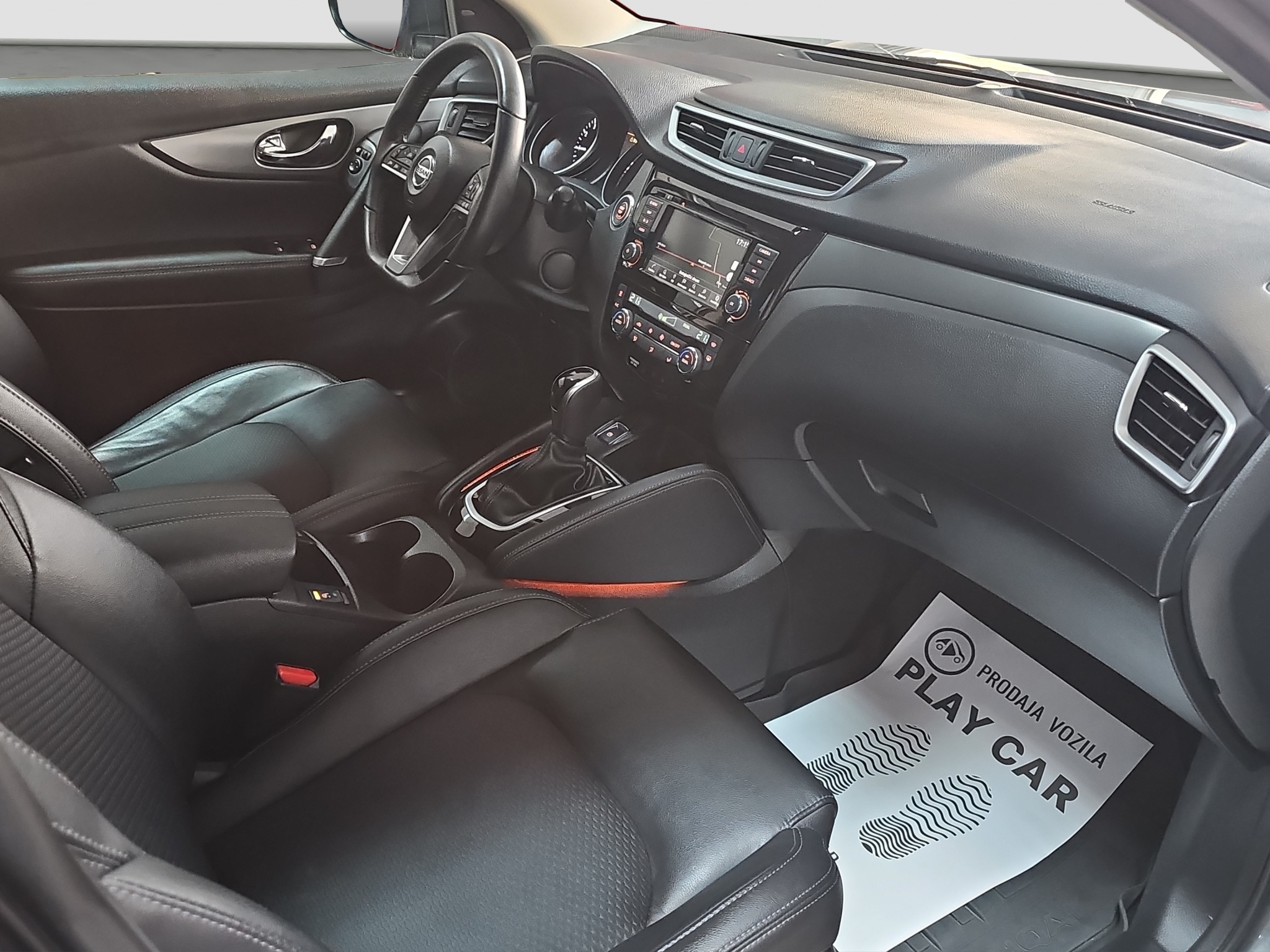 
								Nissan Qashqai AUTO/FU.LL full									