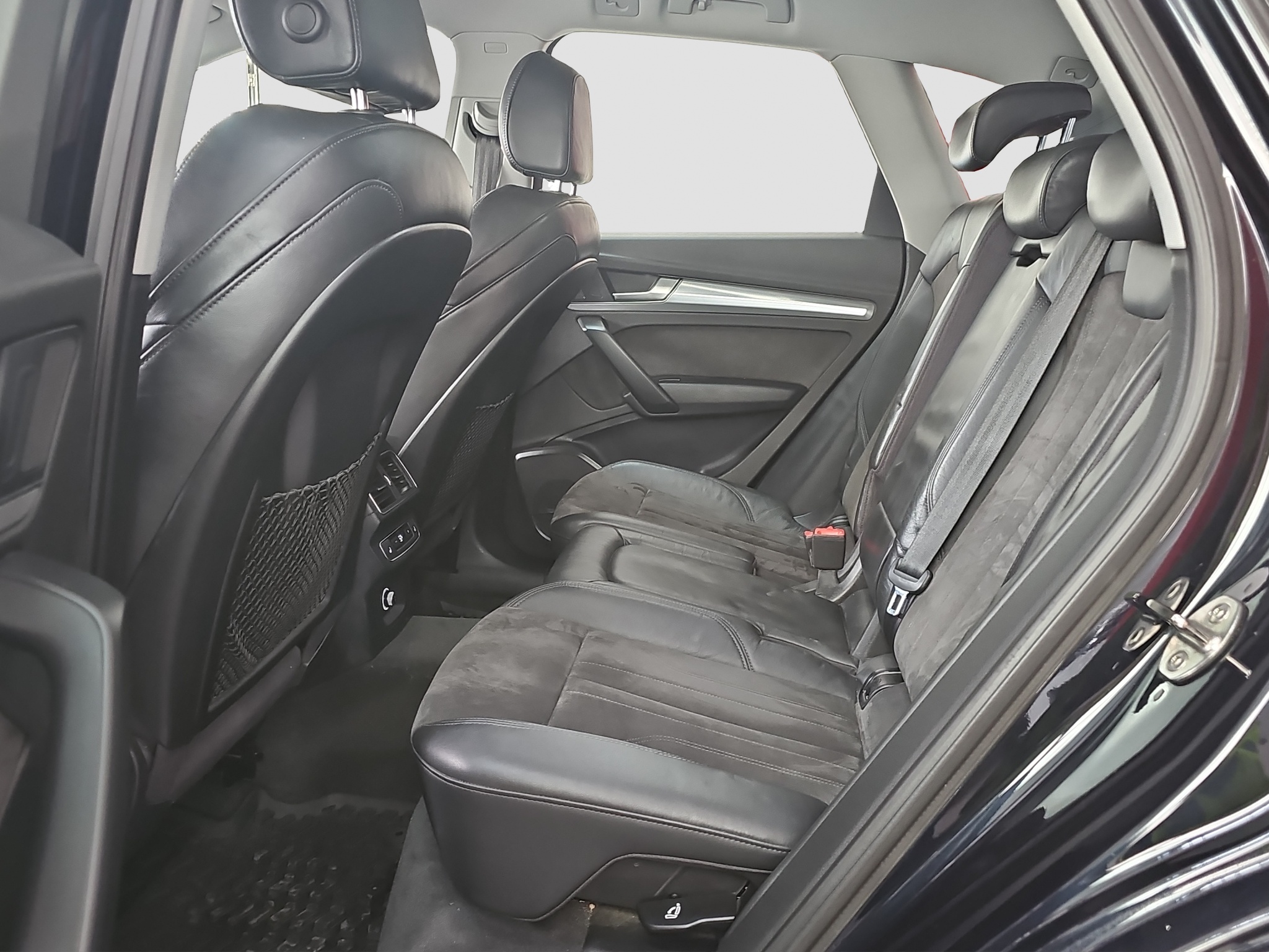 
								Audi Q5 VIRT/AUTO/4×4 full									