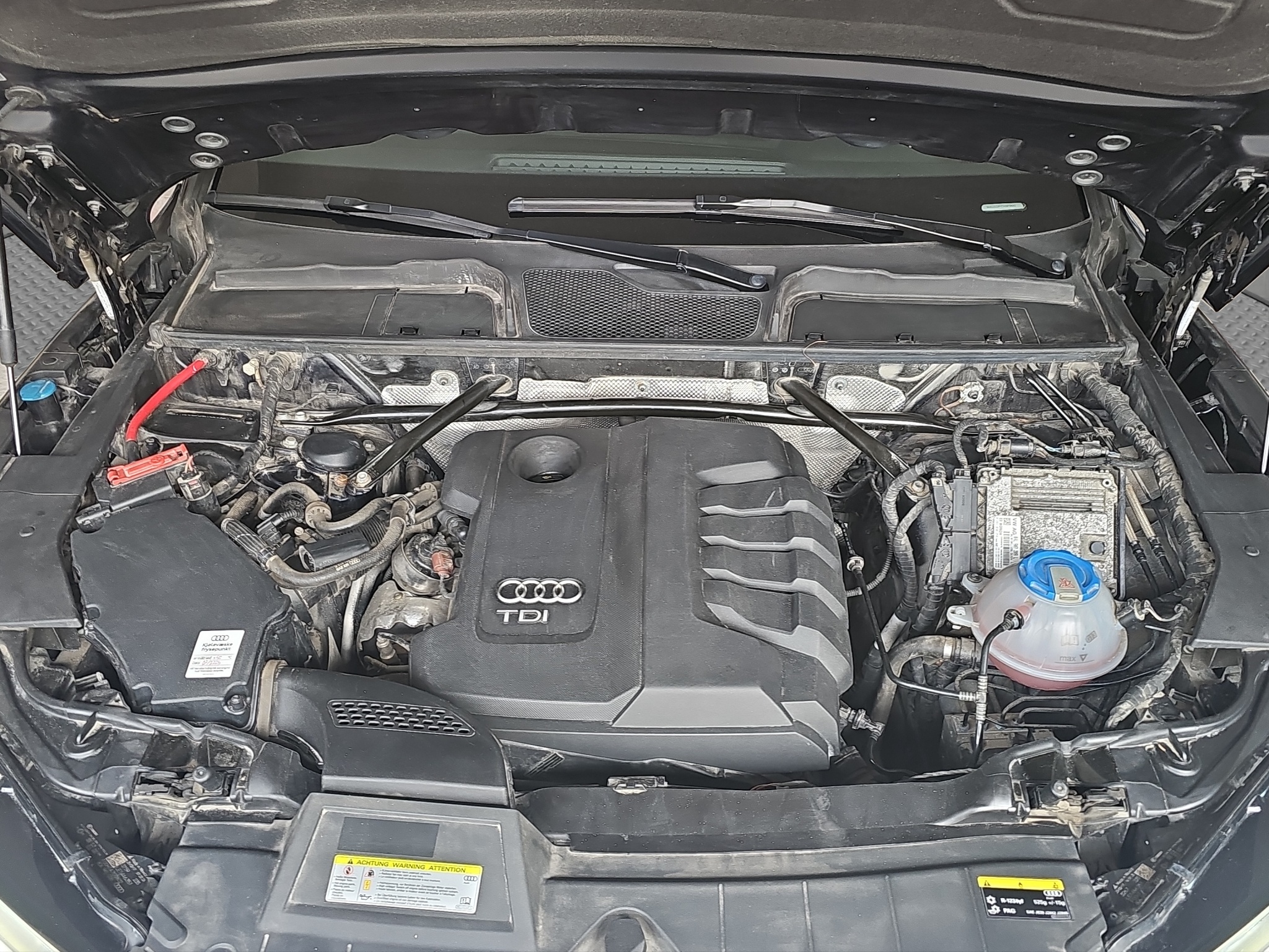 
								Audi Q5 VIRT/AUTO/4×4 full									