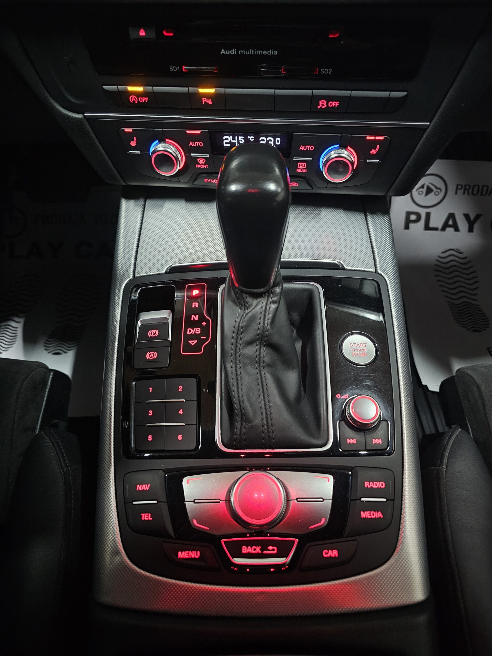 
								Audi A6 MATRIX/4X4/AUTO full									
