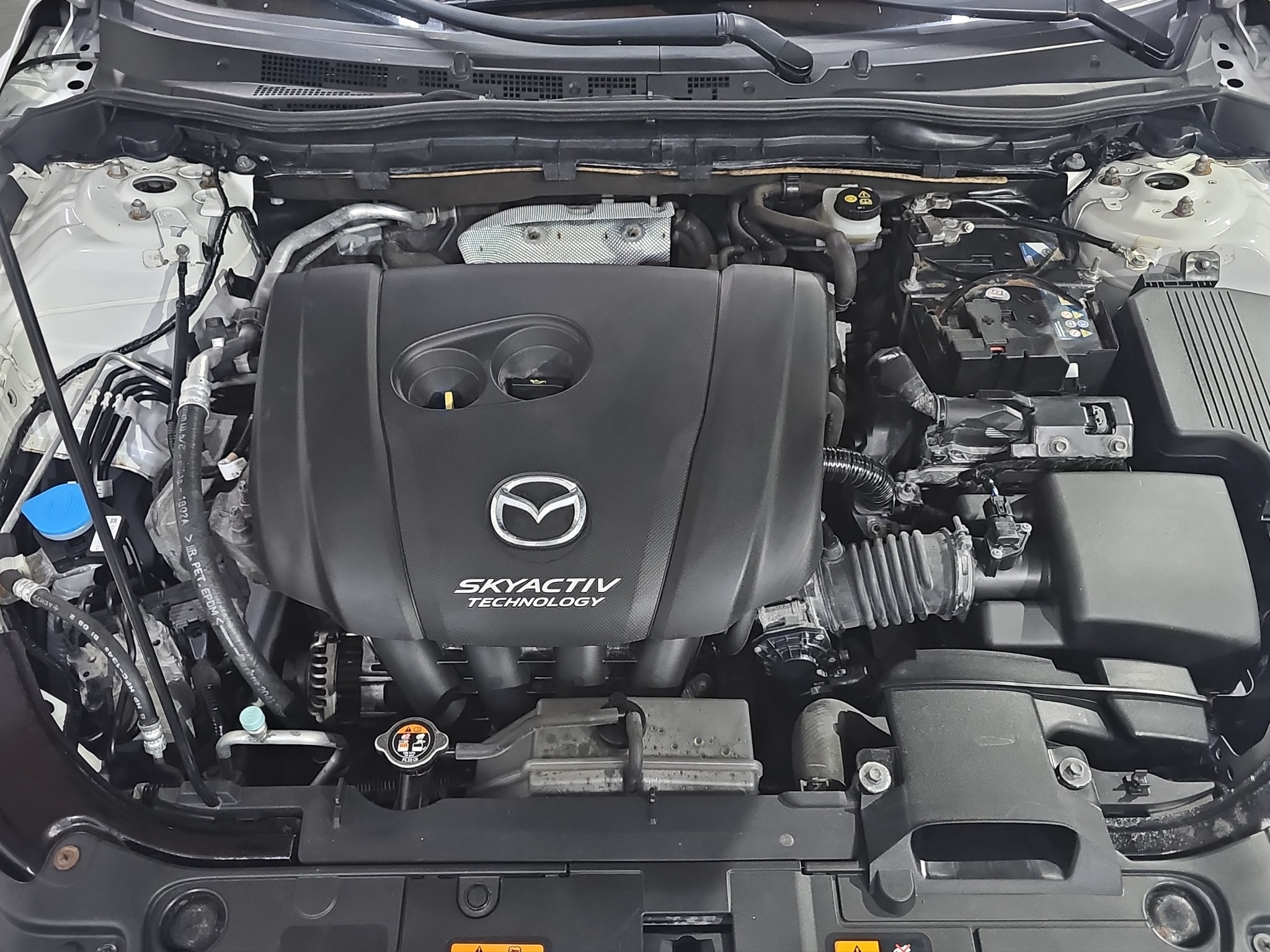 
								Mazda 6 full									