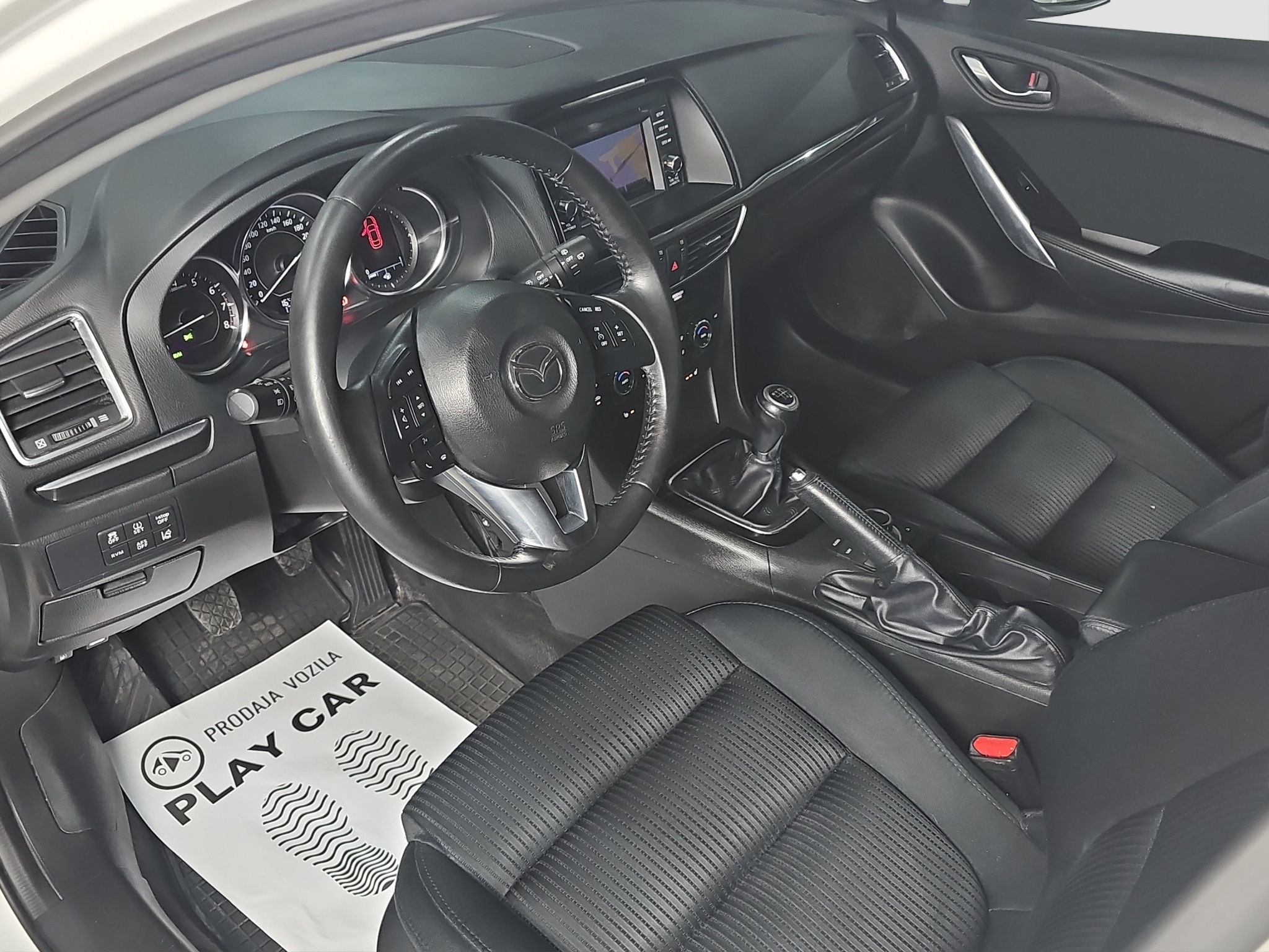 
								Mazda 6 full									