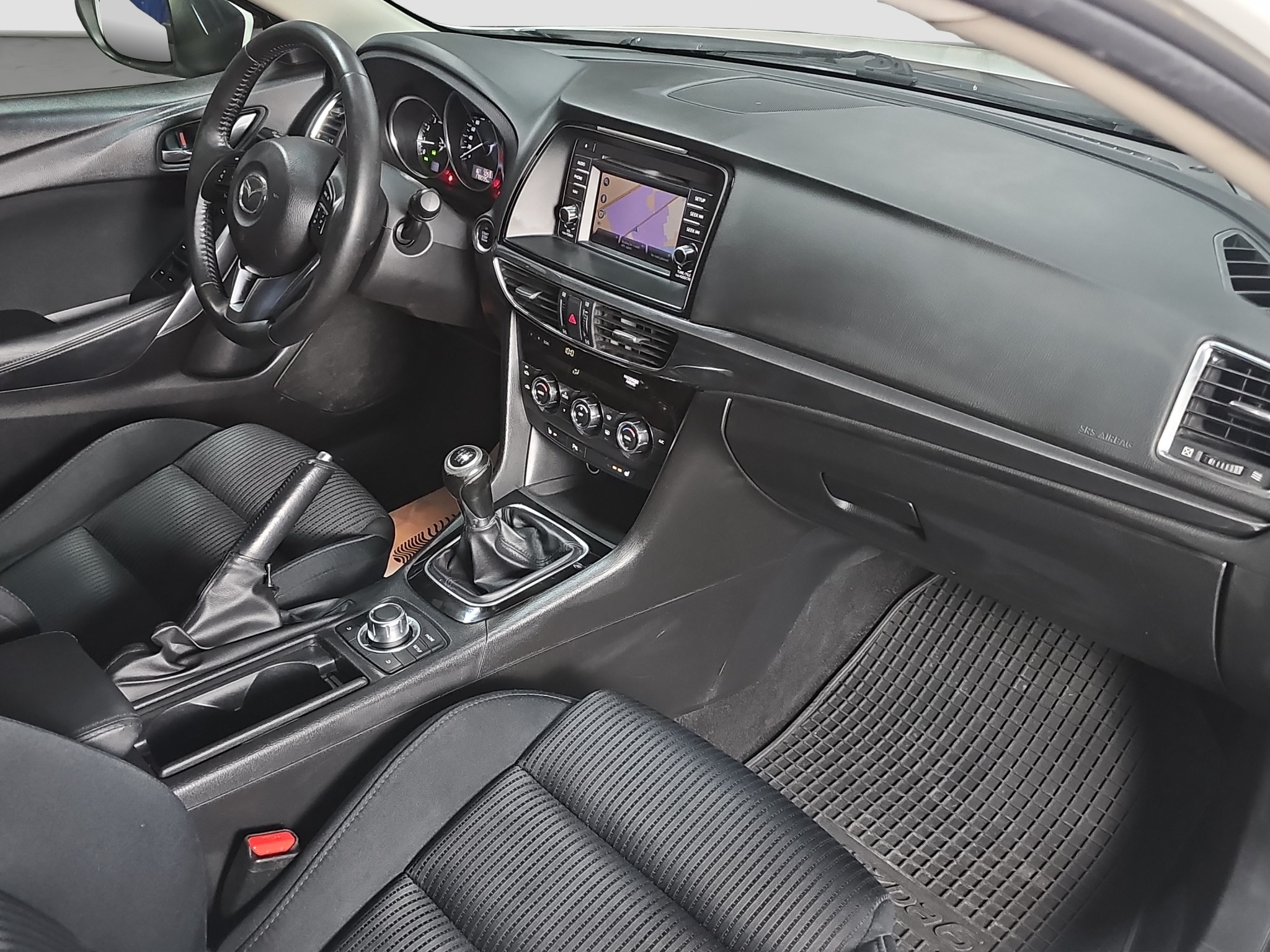 
								Mazda 6 full									