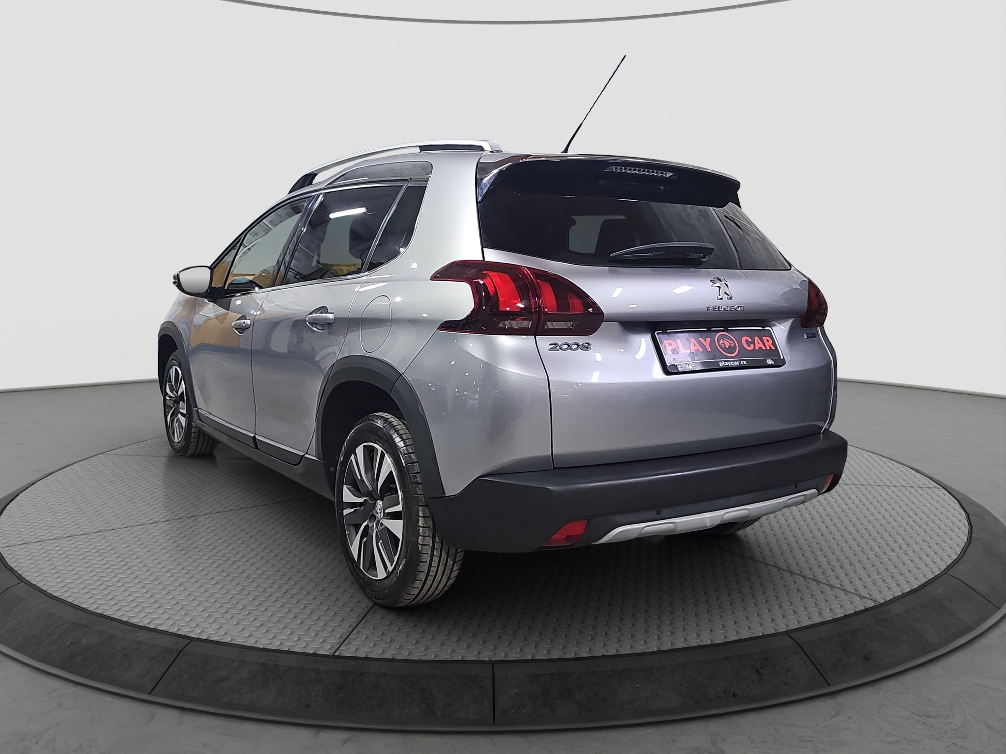 
								Peugeot 2008 AUTO/PANO full									