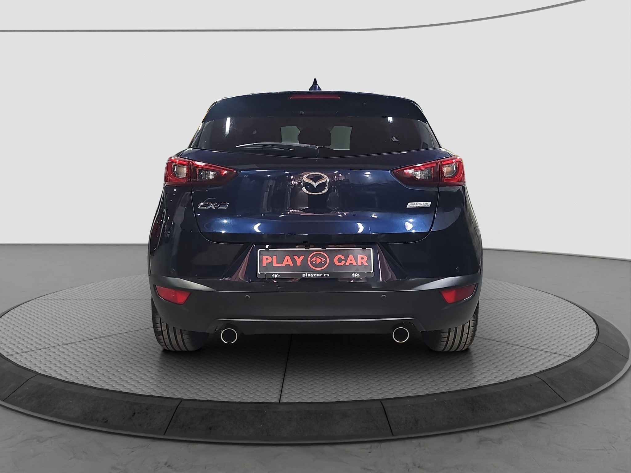 
								Mazda CX-3 AUTO/FU.LL full									