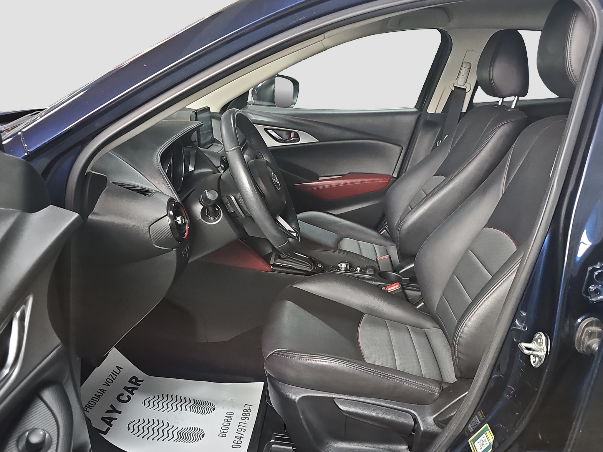 
								Mazda CX-3 AUTO/FU.LL full									