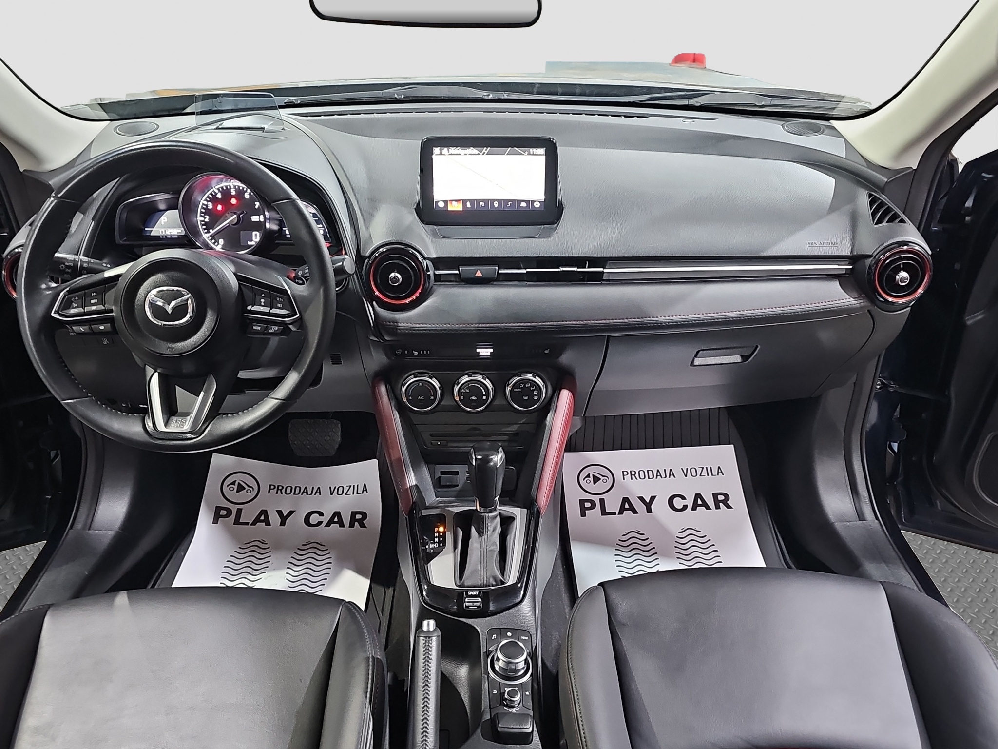 
								Mazda CX-3 AUTO/FU.LL full									