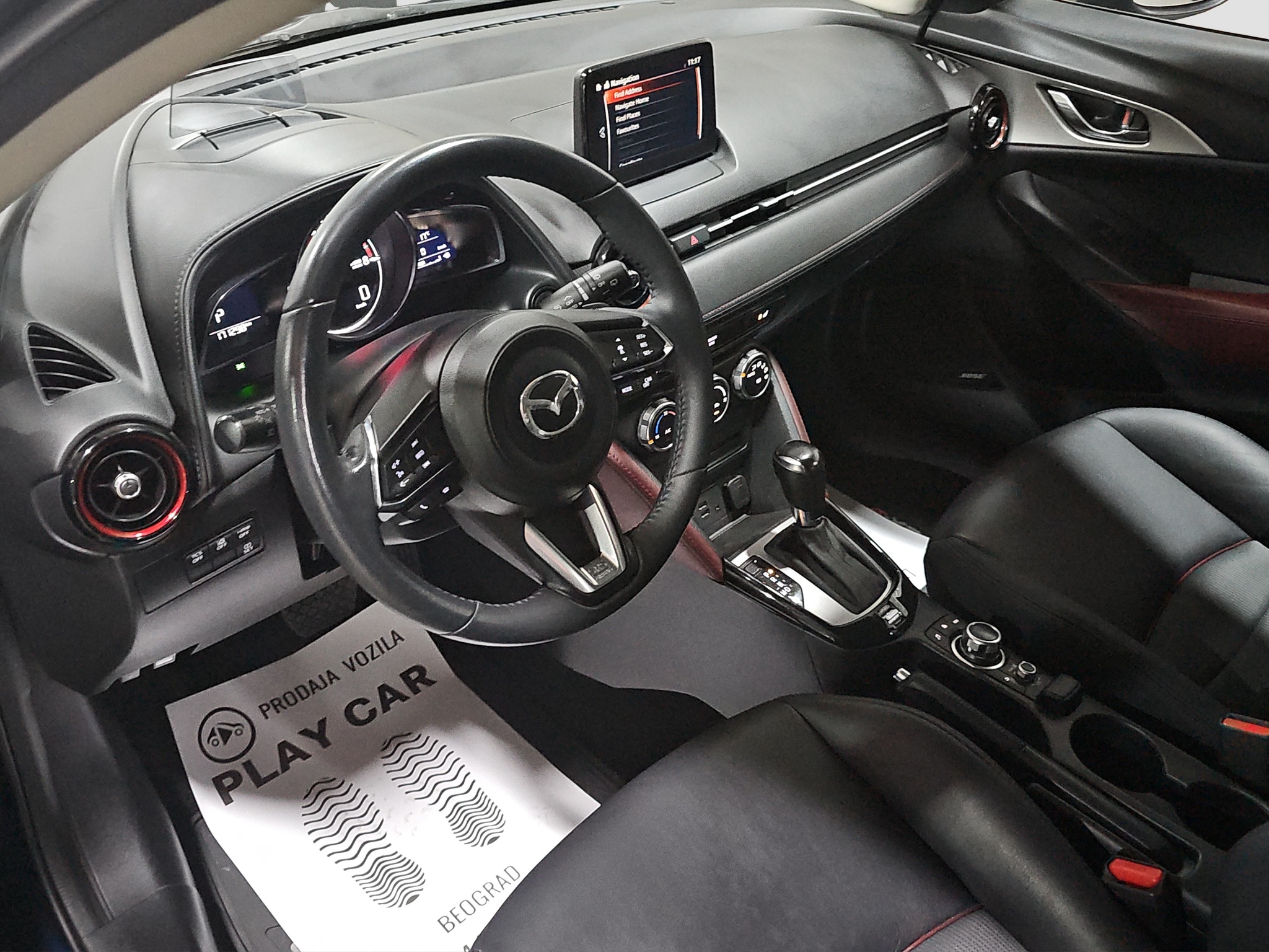 
								Mazda CX-3 AUTO/FU.LL full									