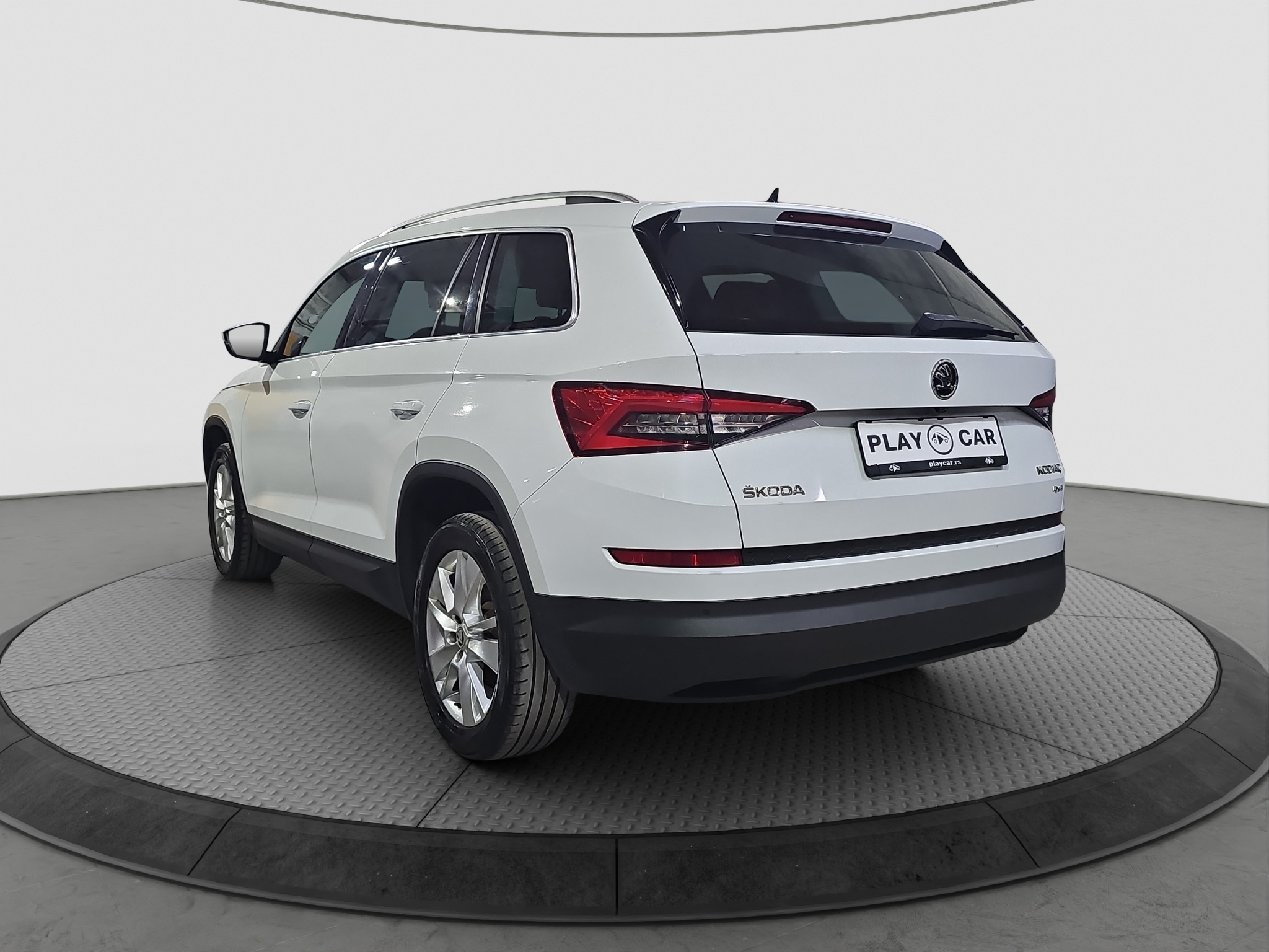 
								Škoda Kodiaq AWD/MATR/7sed full									