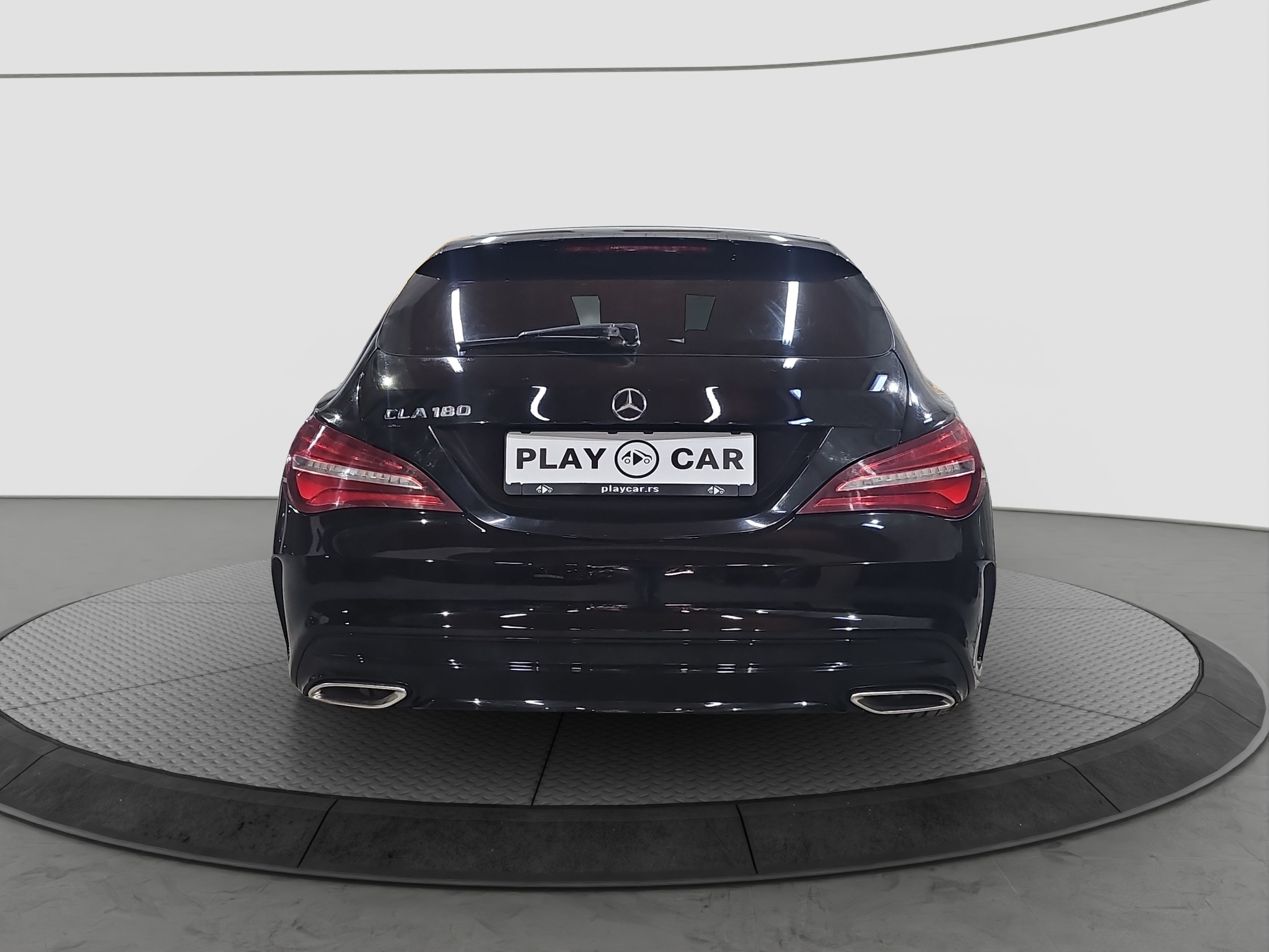 
								Mercedes Benz CLA 180 Shooting Brake AMG line /AUTO full									