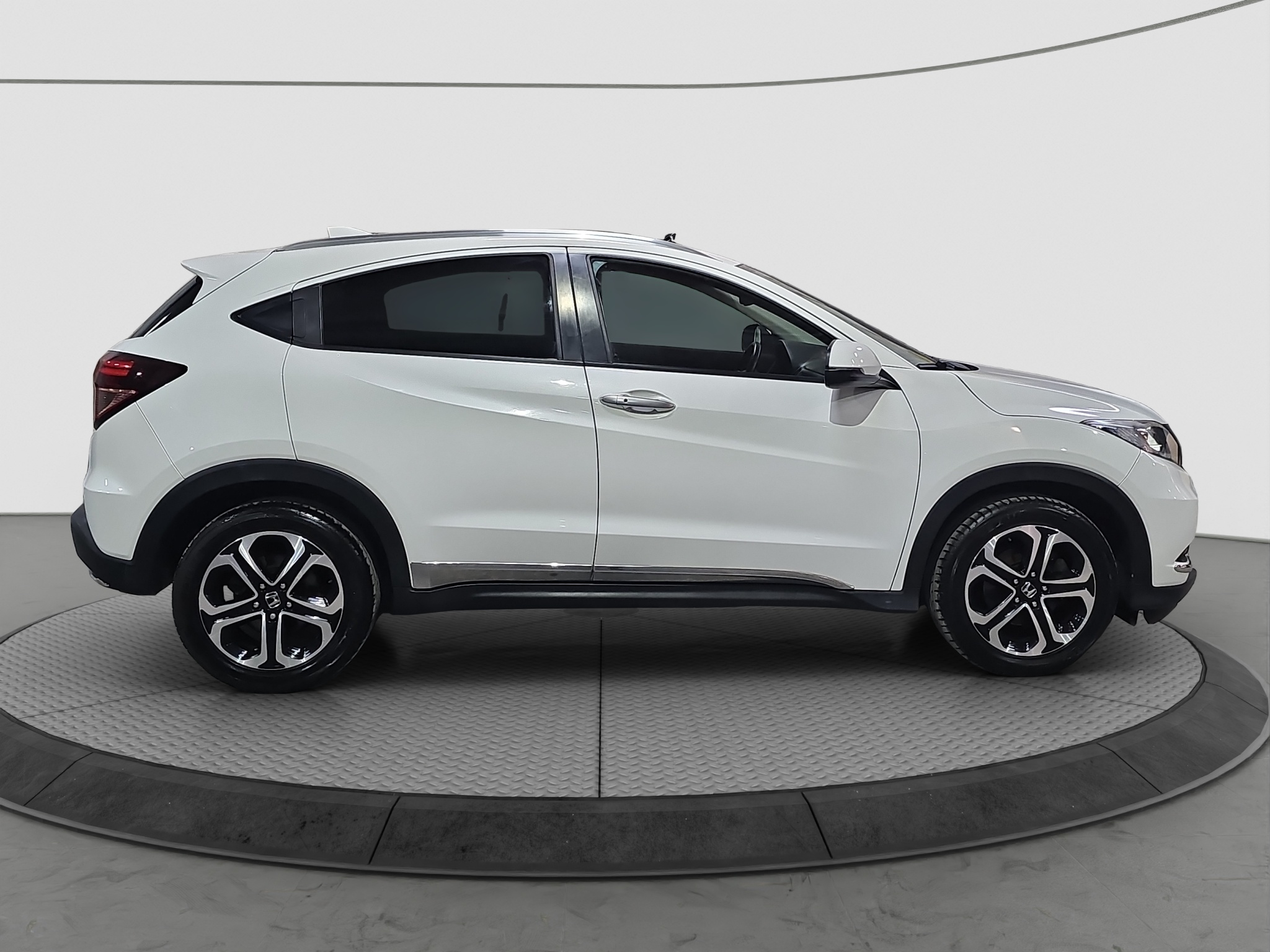 
								Honda HR-V FU.LL/PAN/SIBER/AUTO full									