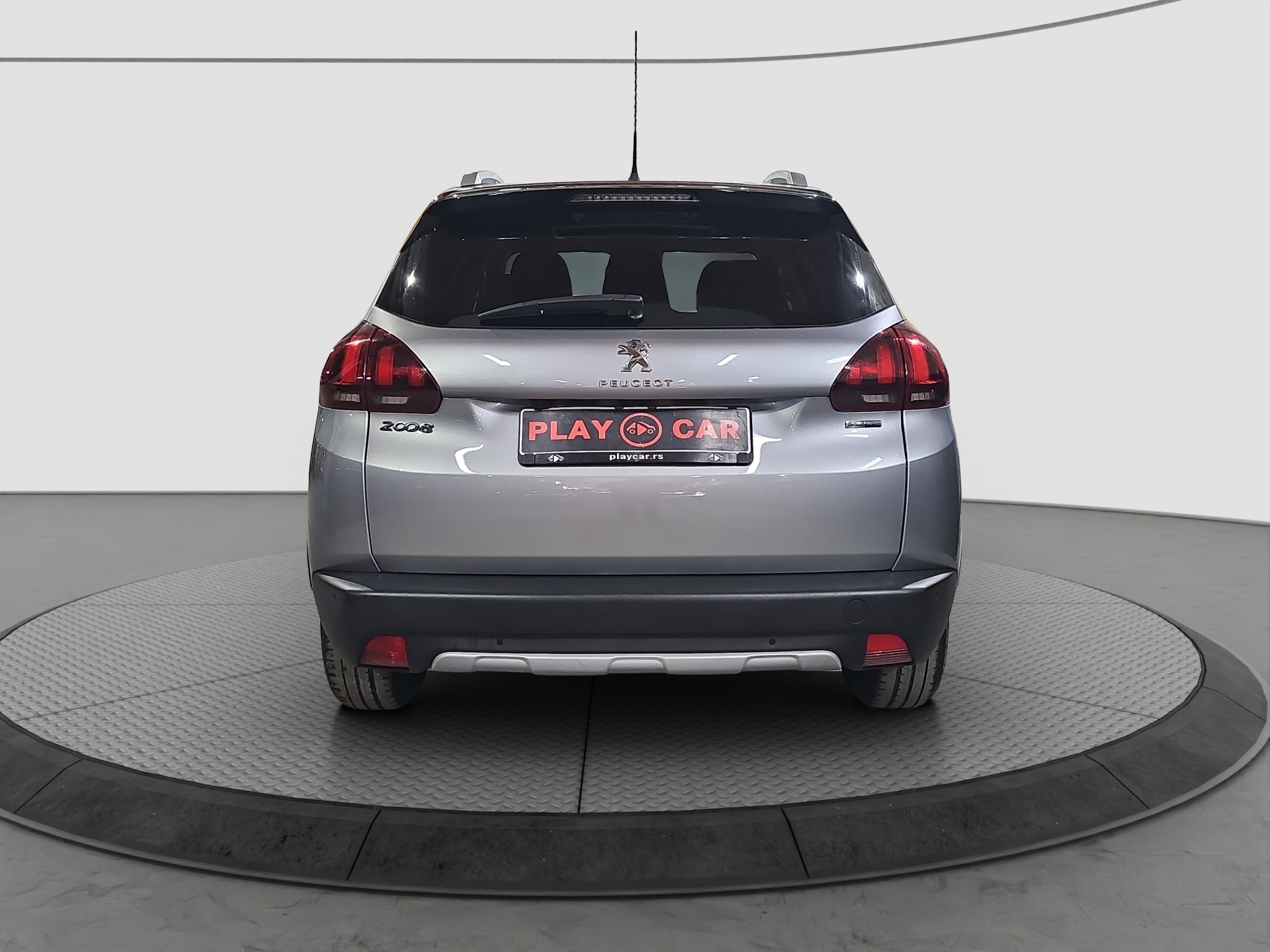 
								Peugeot 2008 PANO/AUTOM full									