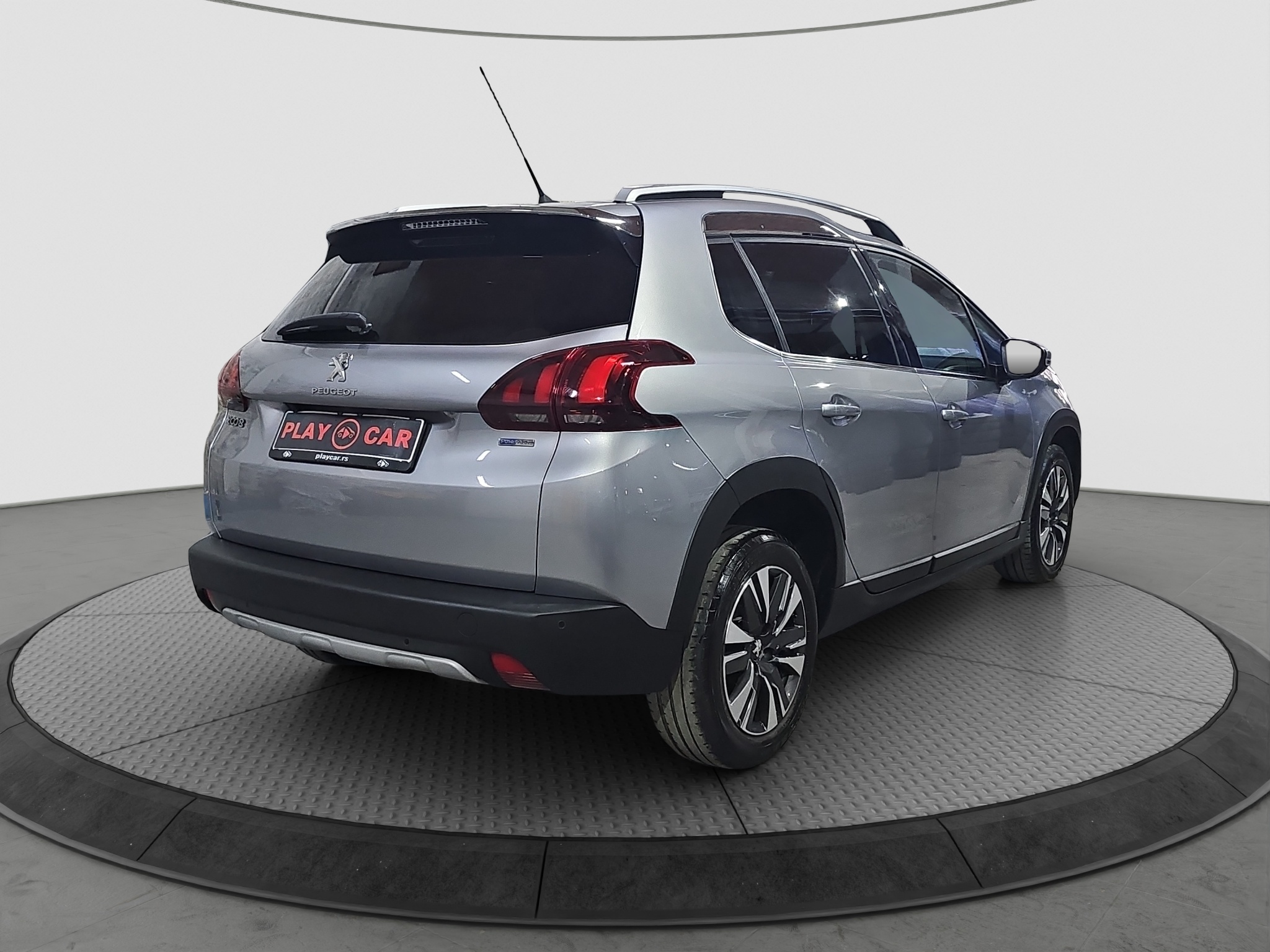 
								Peugeot 2008 PANO/AUTOM full									