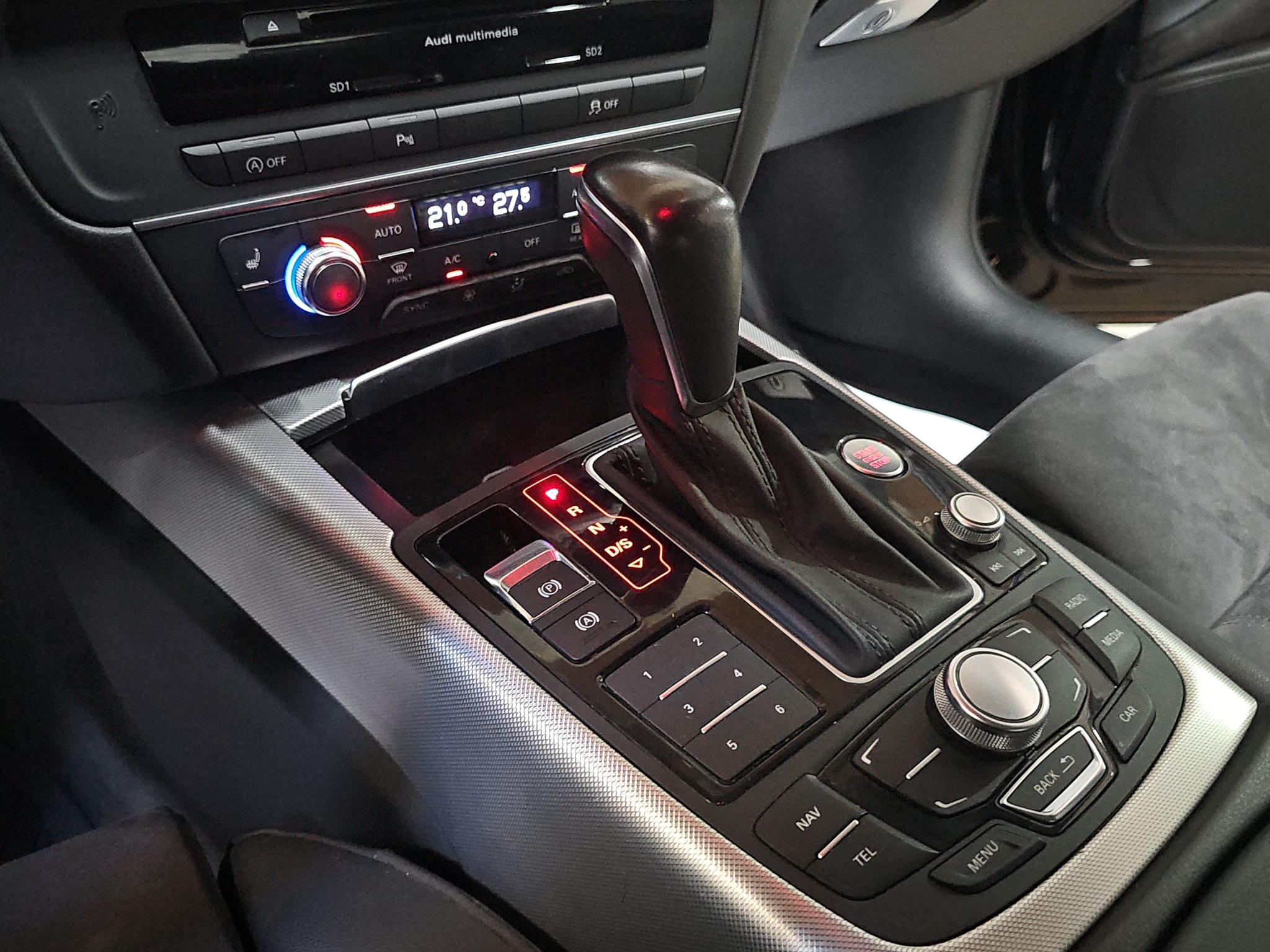 
								Audi A6 2.0/QUATTRO/AUT/T0P full									