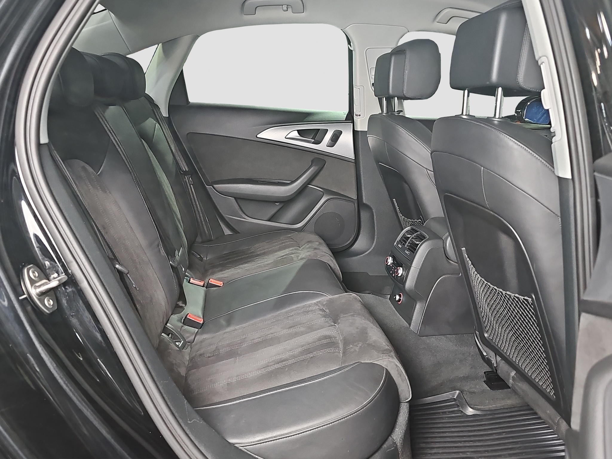 
								Audi A6 2.0/QUATTRO/AUT/T0P full									