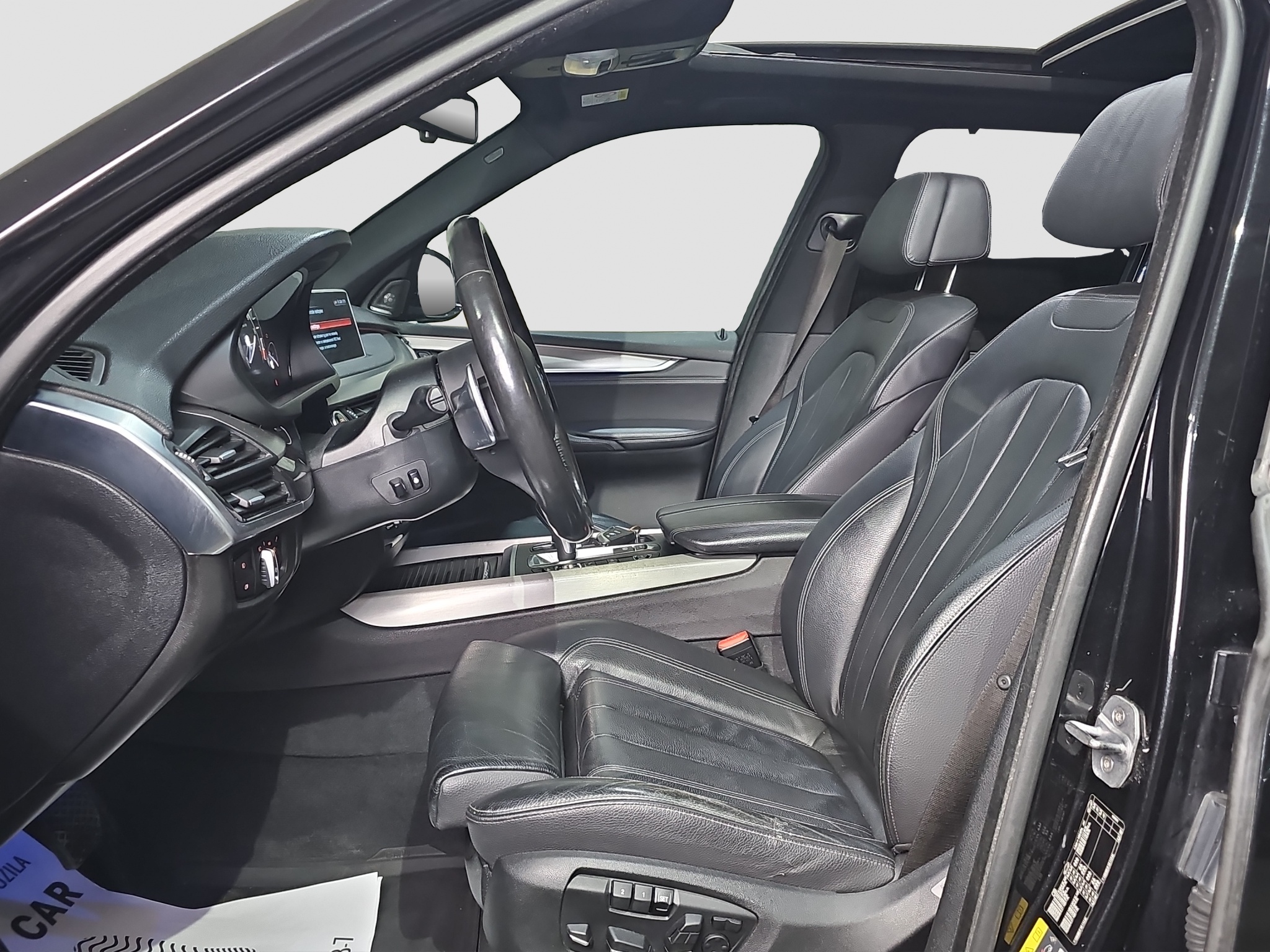 
								BMW X5 M-/ŠIB/iPerform/4×4 full									