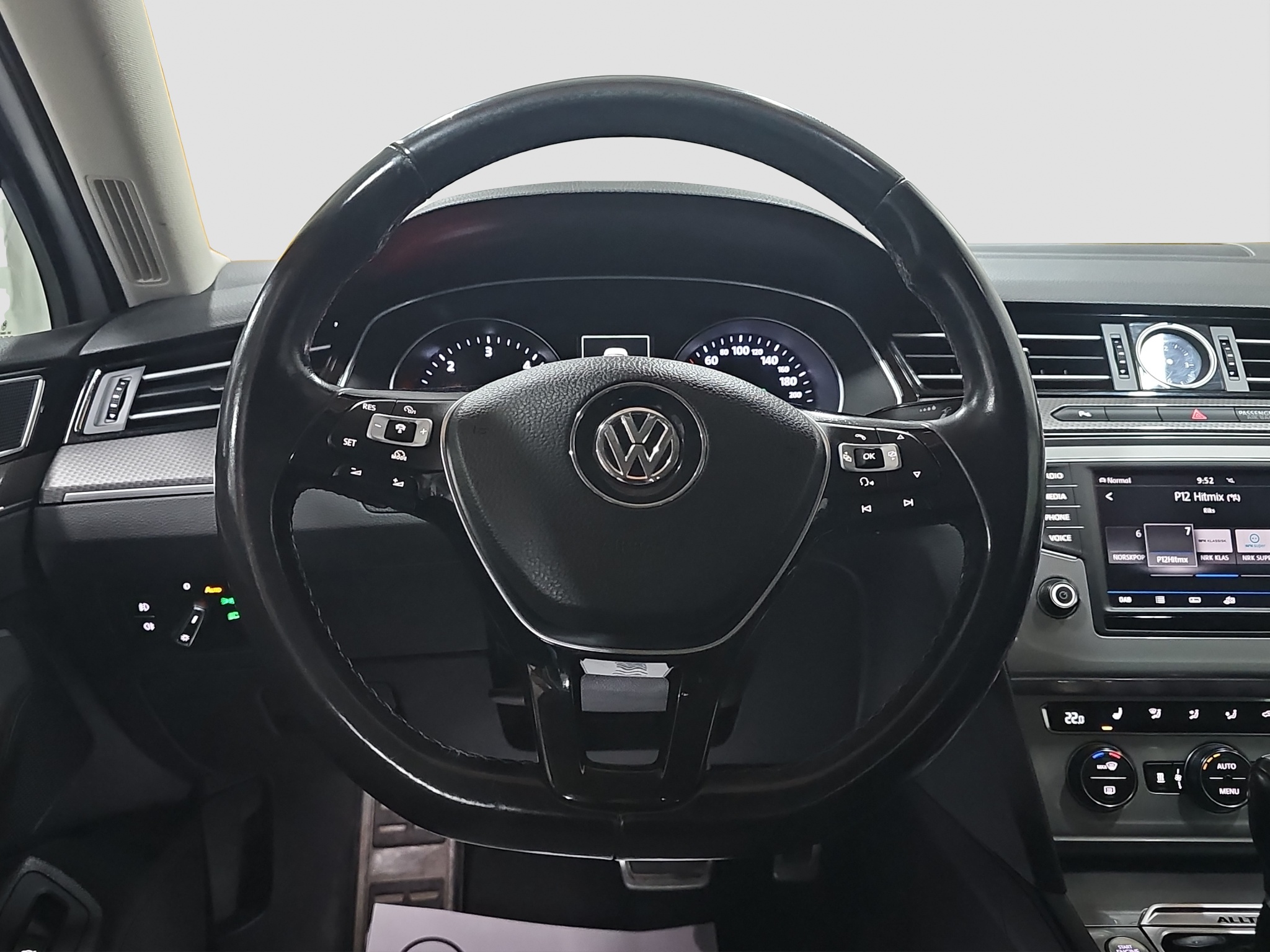 
								Volkswagen Passat B8 Alltrack full									