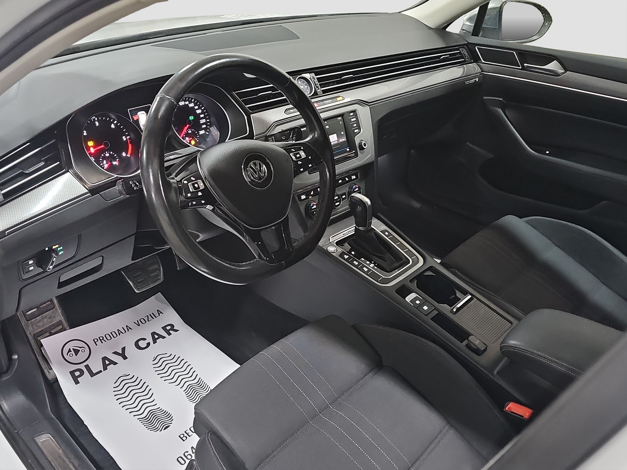 
								Volkswagen Passat B8 Alltrack full									
