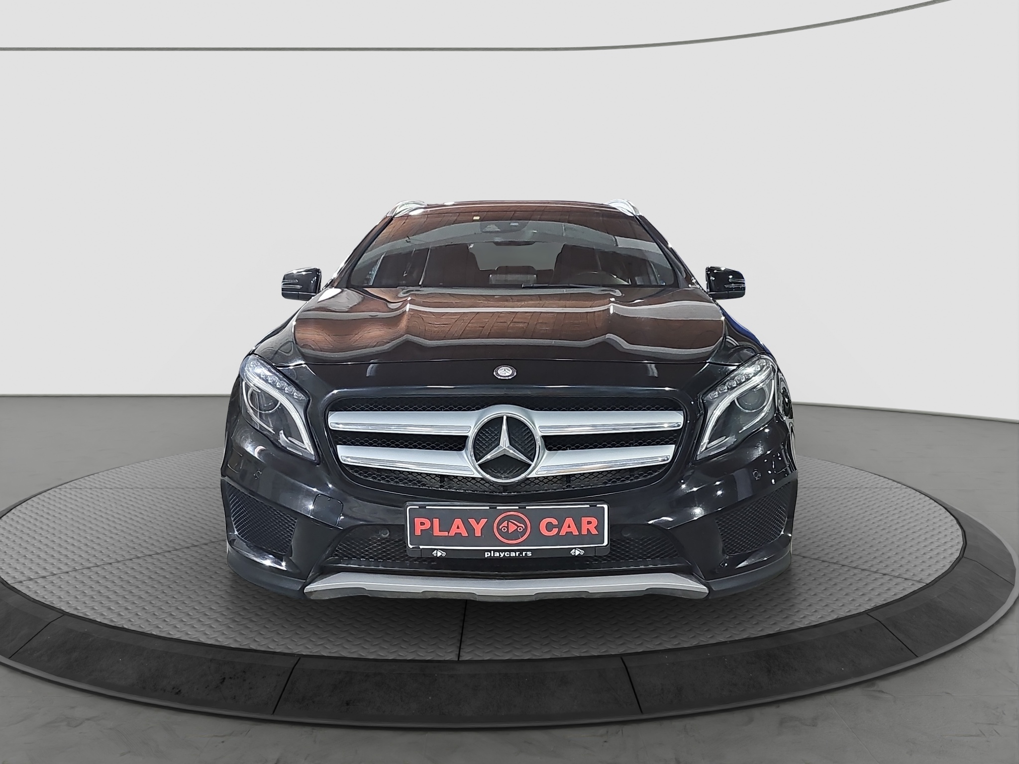 
								Mercedes Benz GLA 180 AMG/AUTO/T0P full									