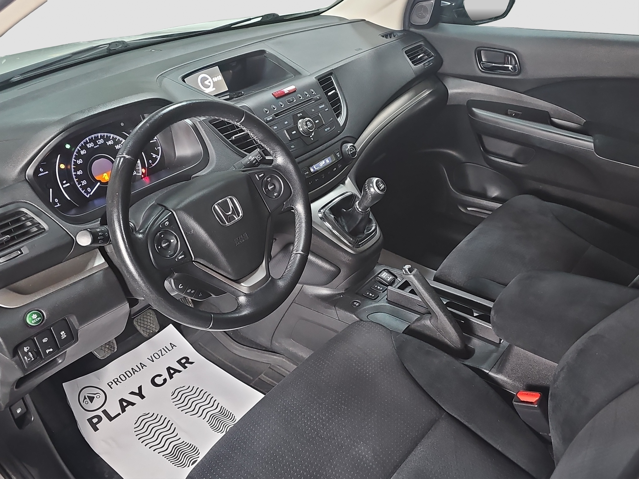 
								Honda CR-V full									