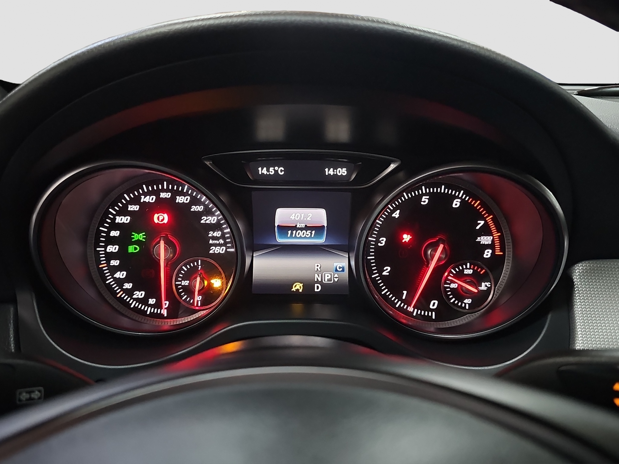 
								Mercedes Benz GLA 180 AUTO/FU.LL/AMG full									