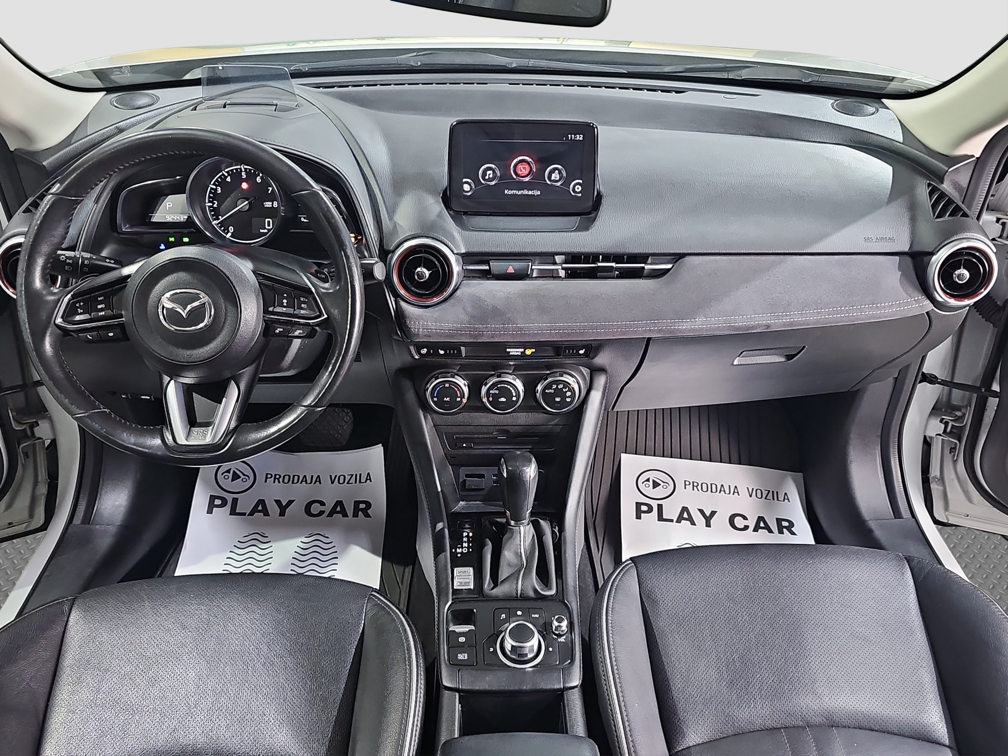 
								Mazda CX-3 4X4/ODLIČAN/AUTO full									