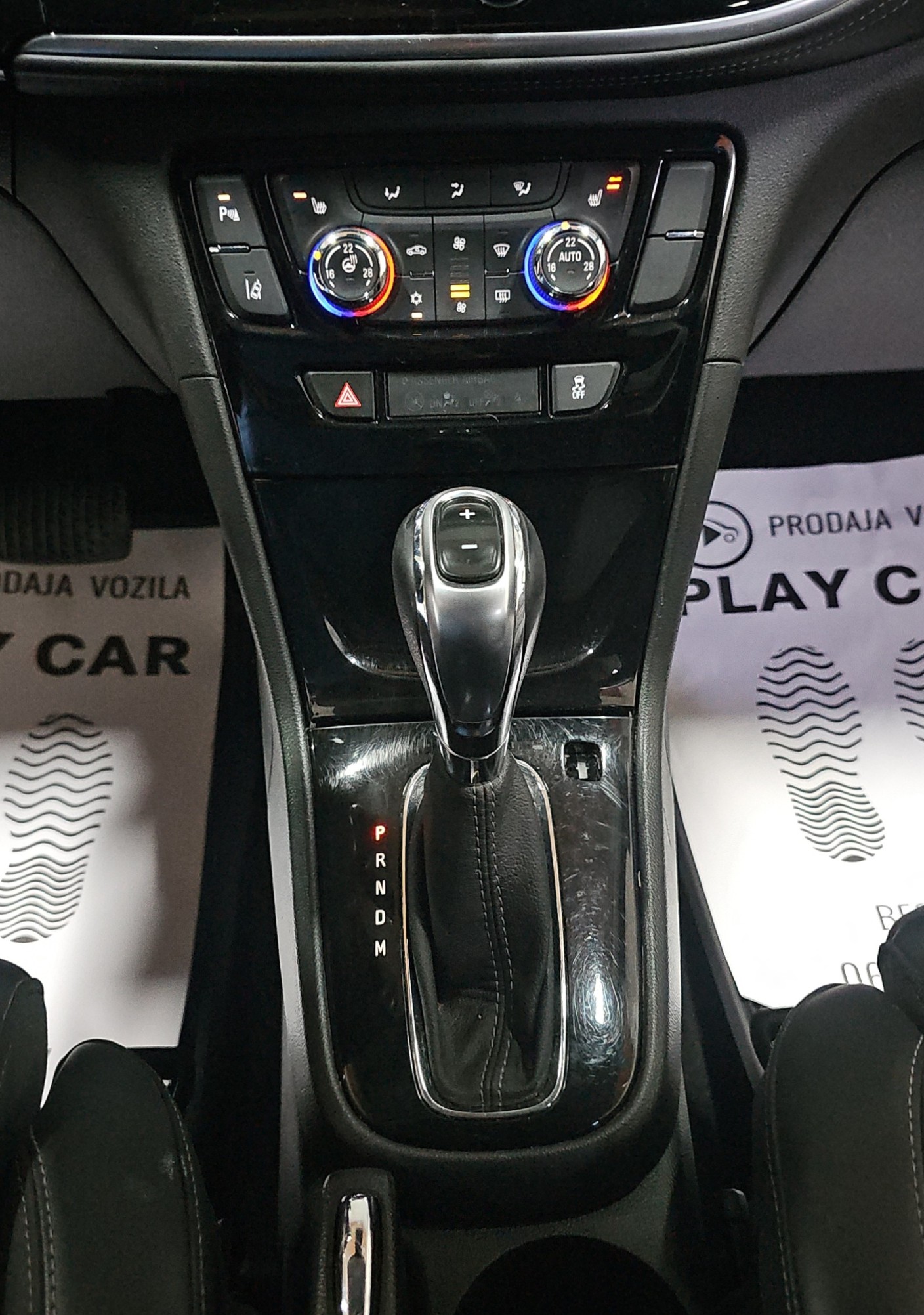 
								Opel Mokka X AUTO/FU.LL full									