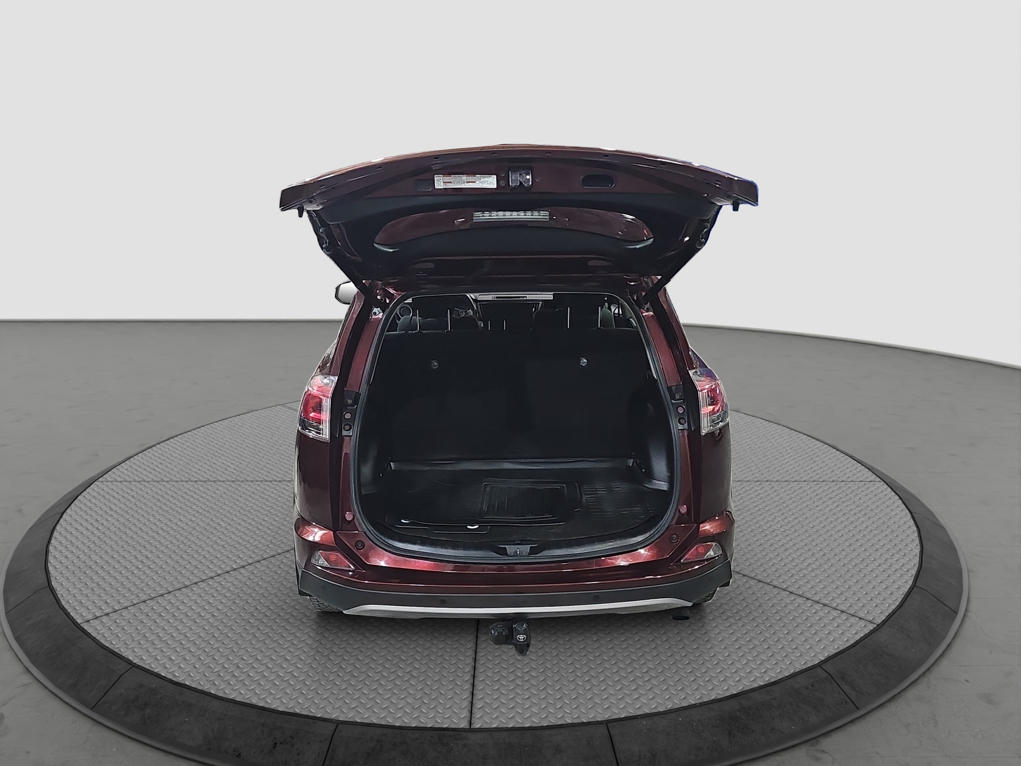 
								Toyota RAV 4 HYBRID/4X4 full									